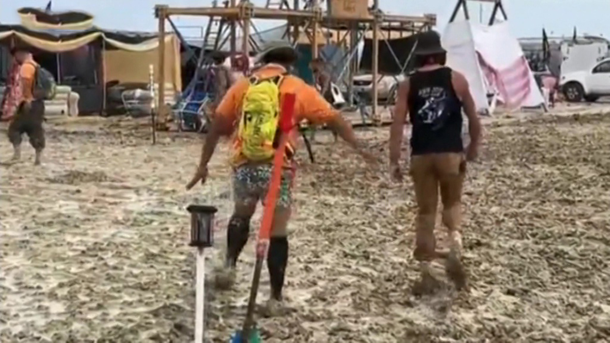 Фестиваль Burning Man превратился в катастрофу