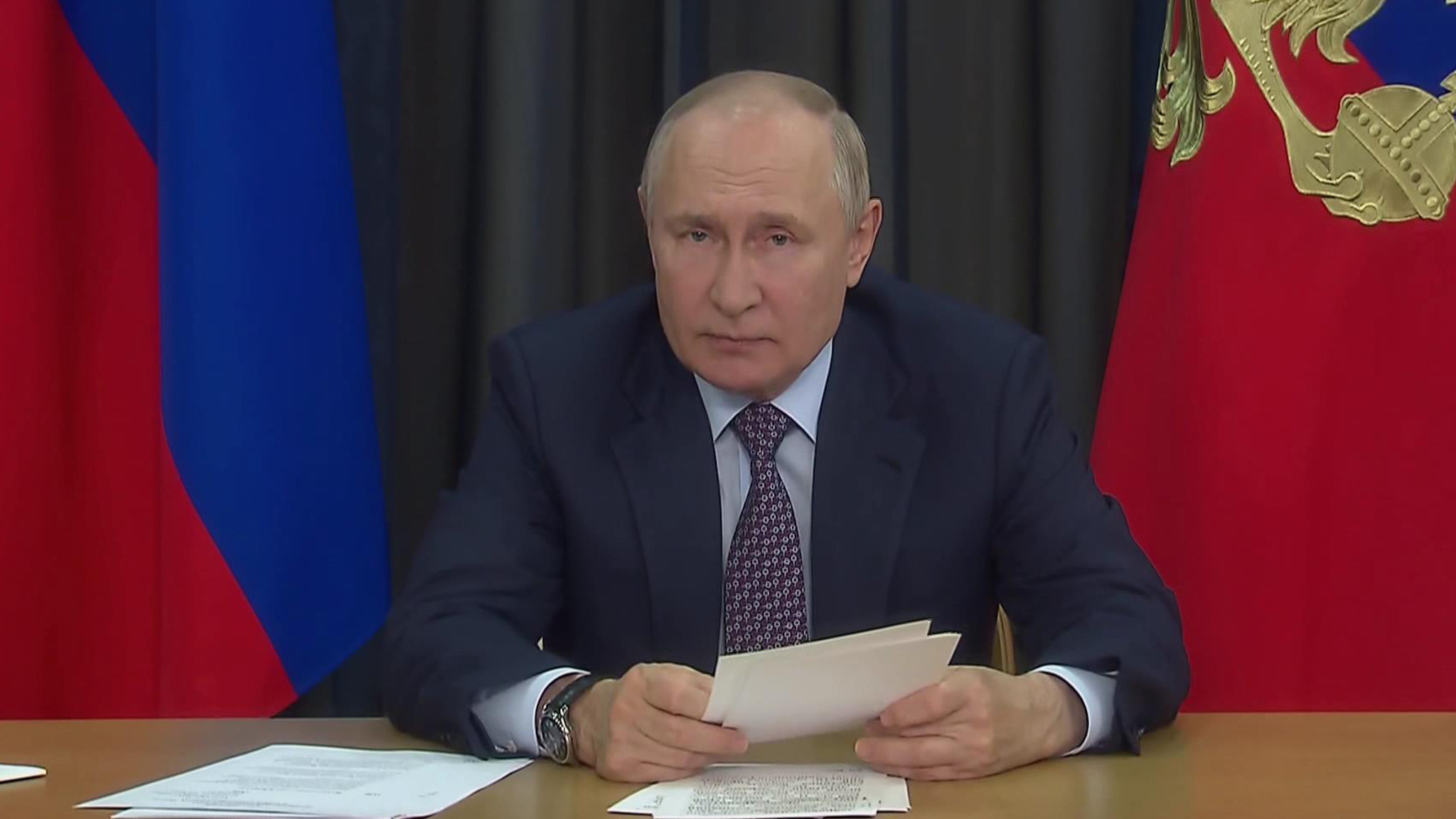 Путин предложил подготовить выставку редких документов времен Великой Отечественной войны