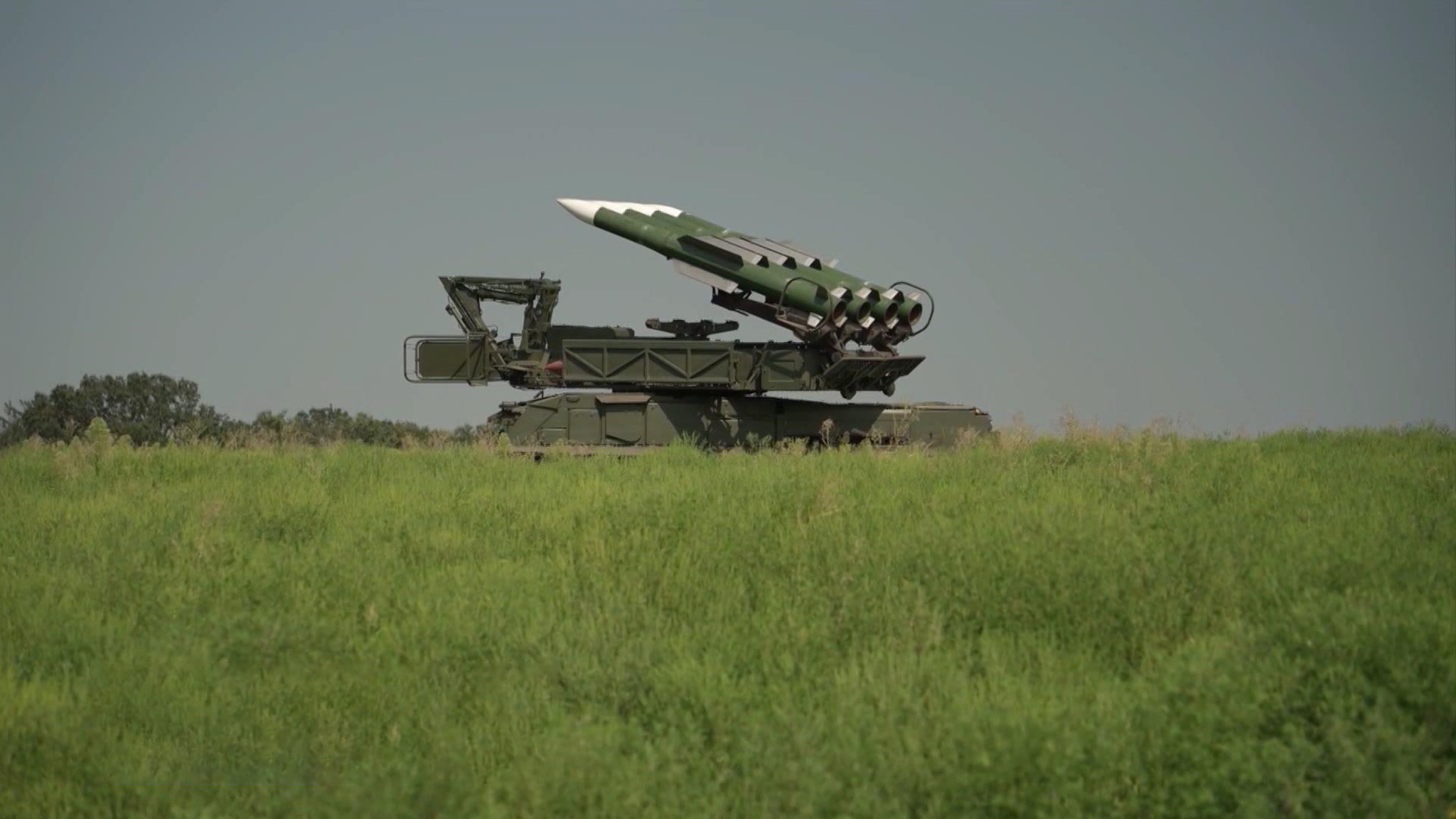 Военные будни полевых аэродромов: работа не прекращается