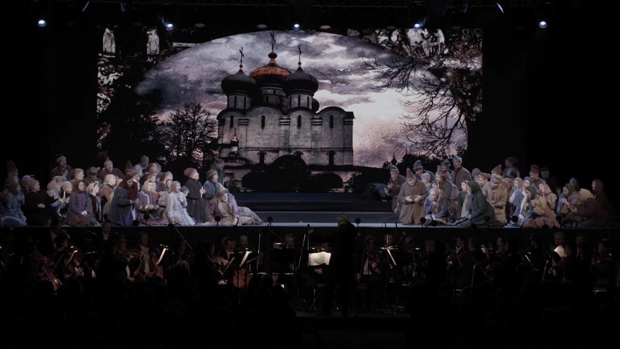 Опера "Борис Годунов" прозвучала в Псковском кремле