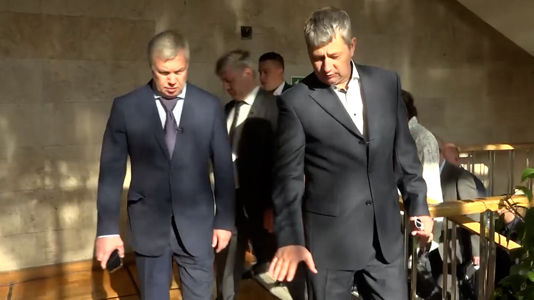 Губернатор проинспектировал реконструкцию Ленинского мемориала