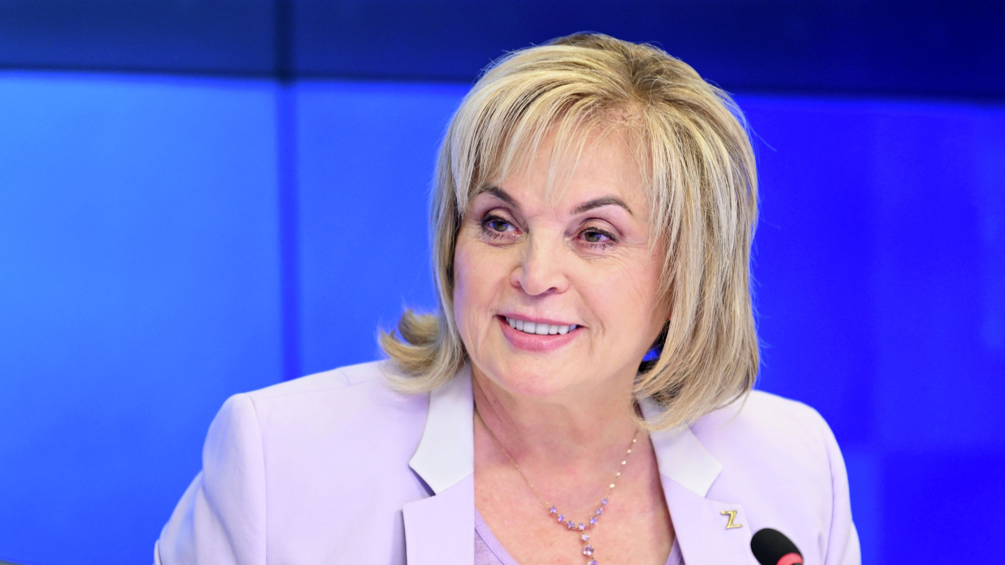 Вместо цветов и подарков к юбилею глава ЦИК попросила аптечки для фронта