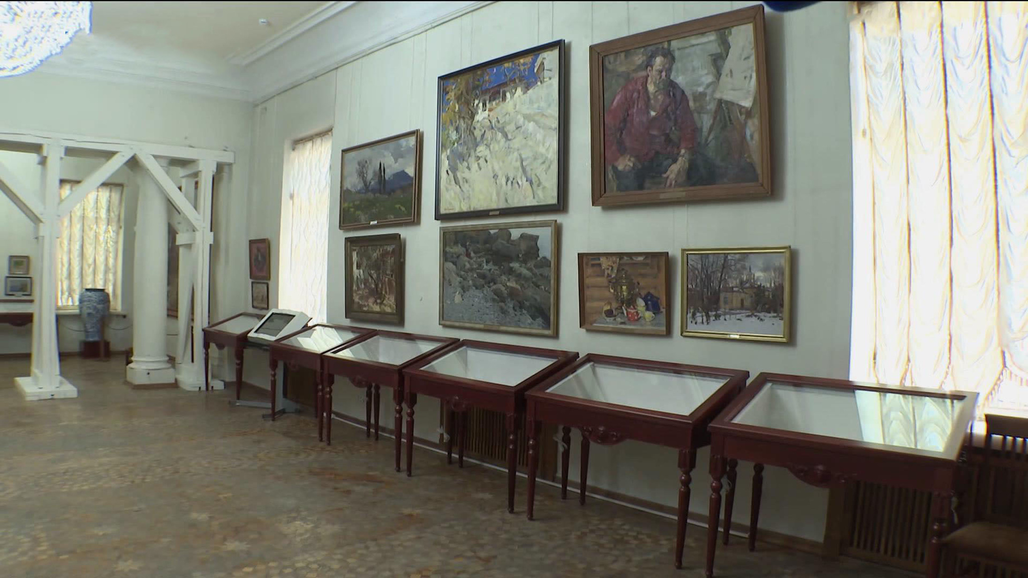 Музеи Крыма получили новое оборудование