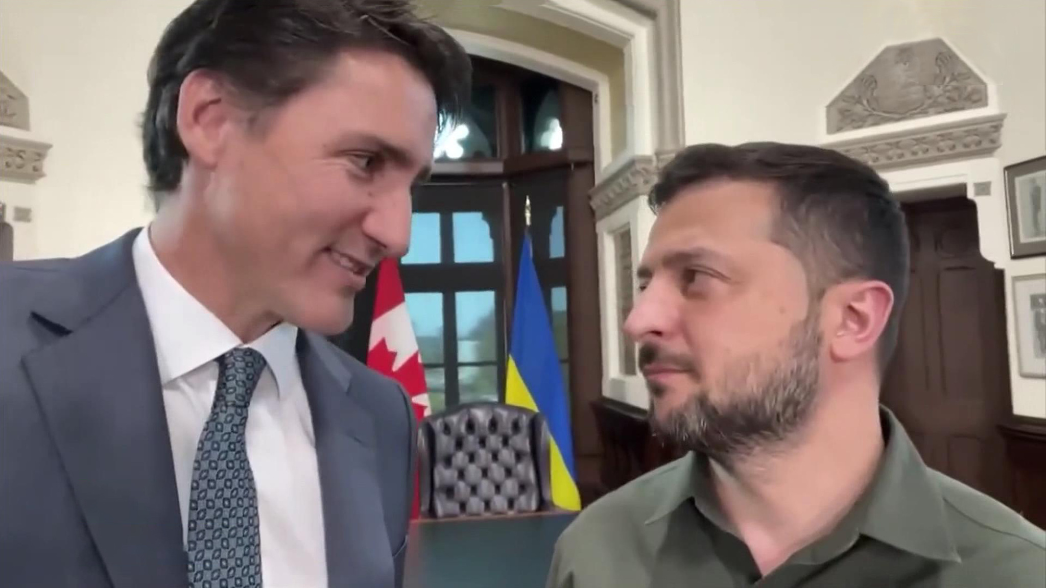 Тень усталости: "друзья навек" отворачиваются от Украины
