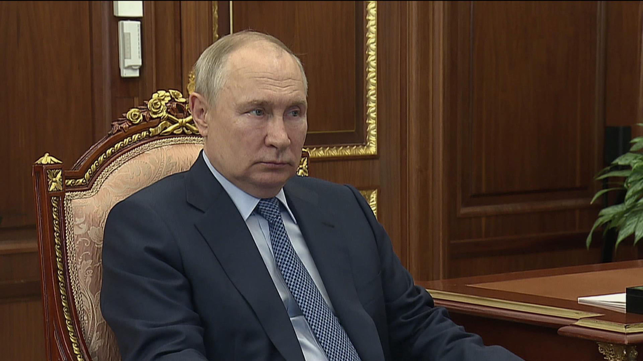 Путин обсудил с ректором РАНХиГС предложение возродить Царскосельский лицей