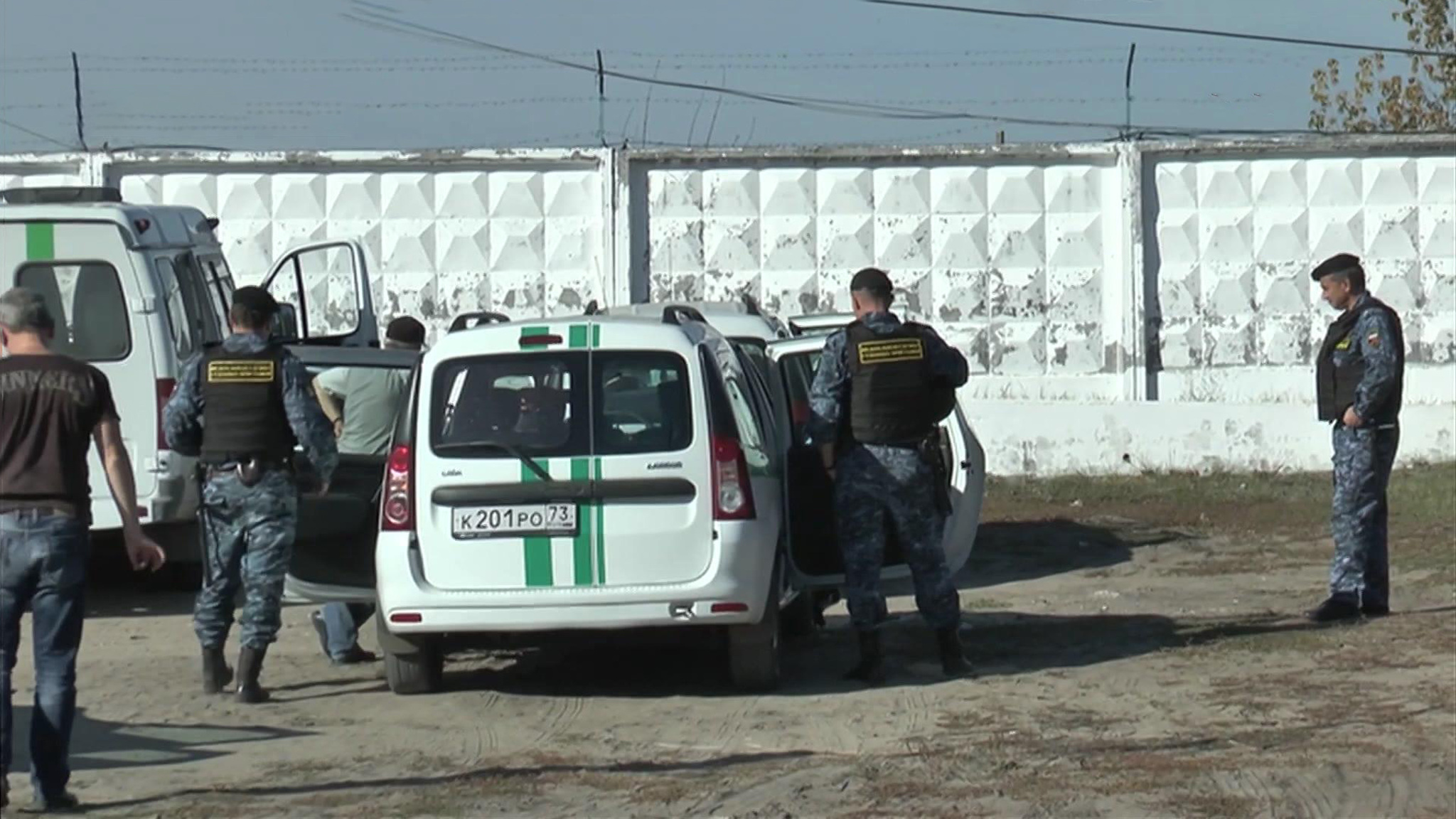 Владельцы завода "Гиппократ" плюют на закон и решение суда
