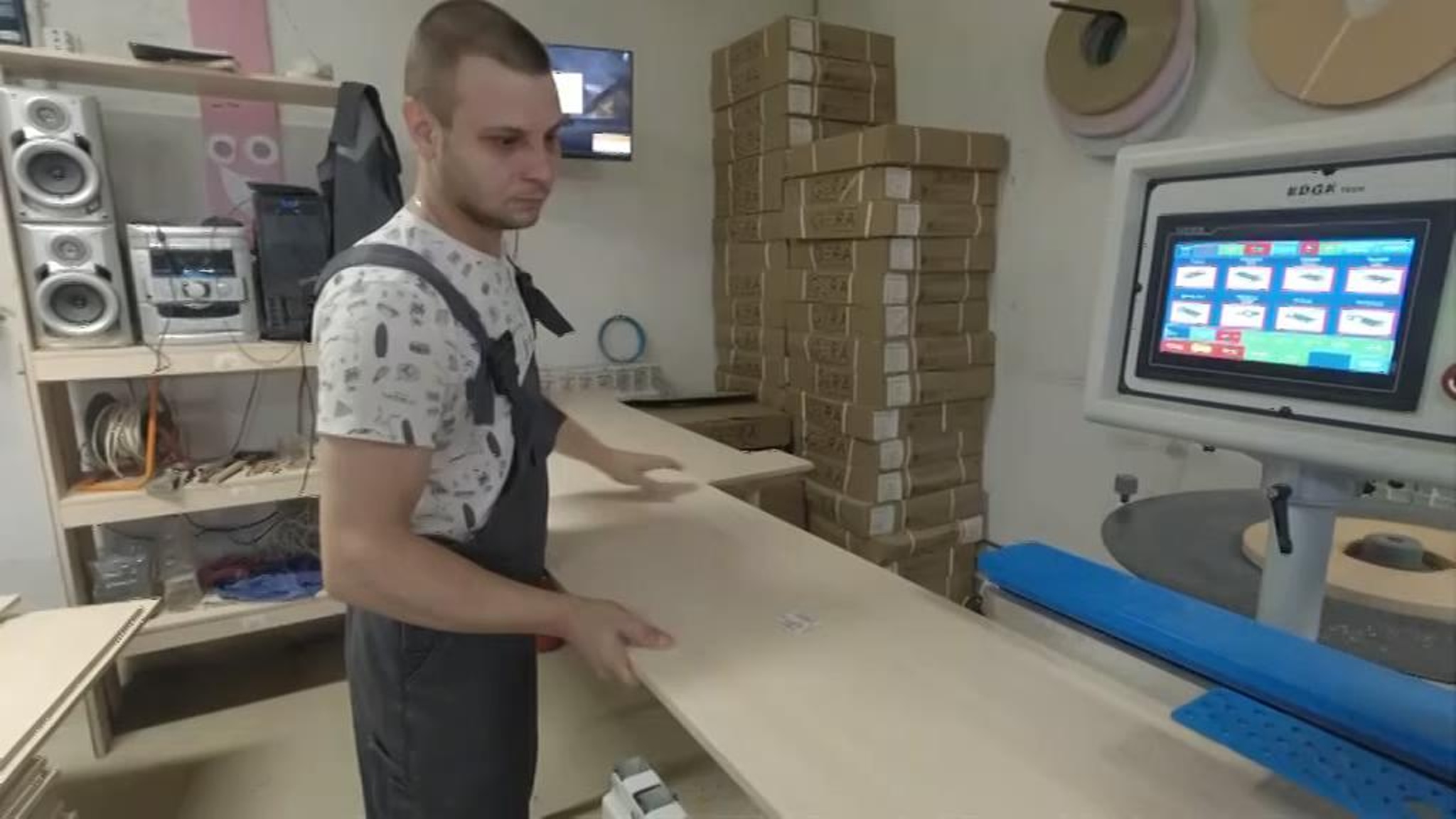 В Краснодарском крае наращивают производство мебели