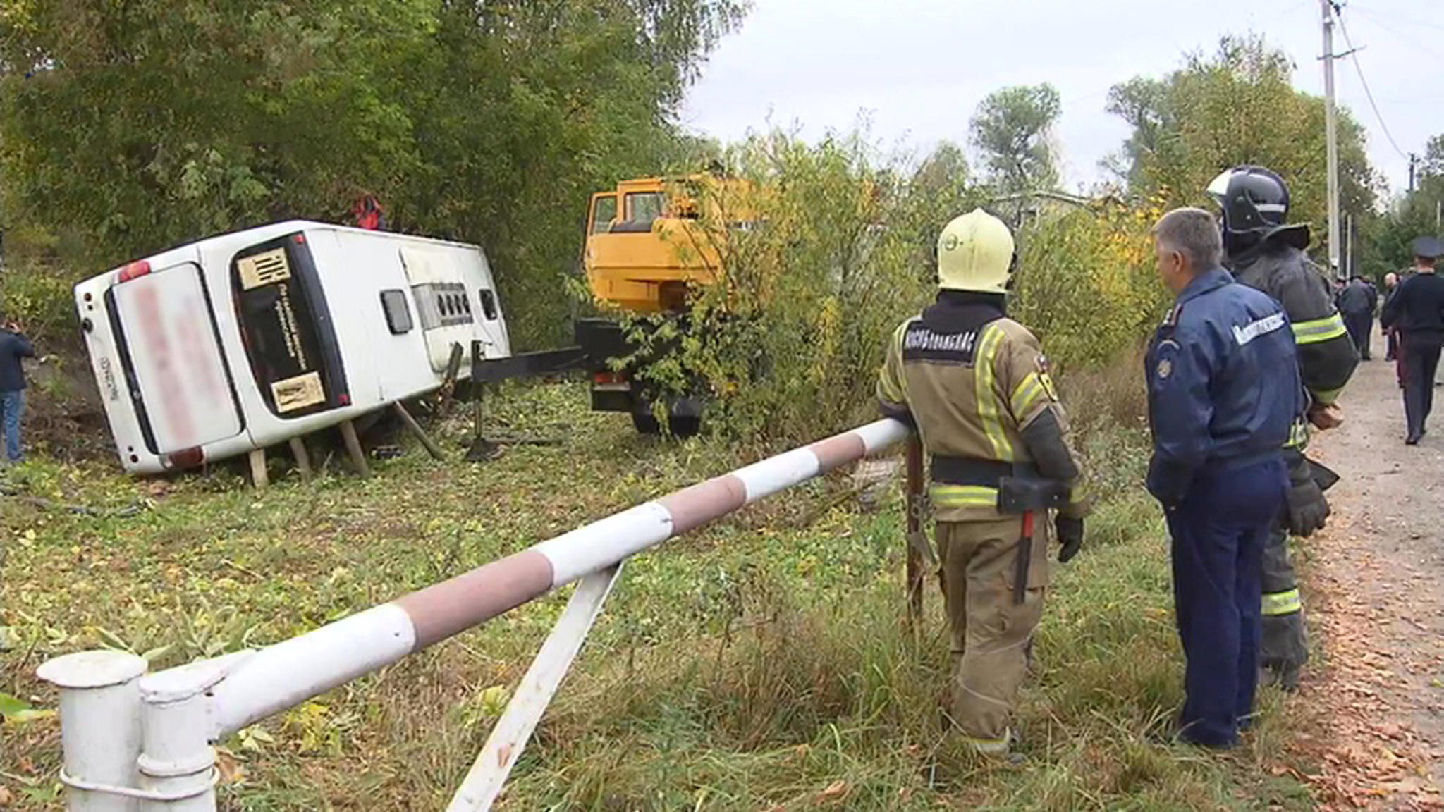 Выручил, не оценив риск: что известно о водителе, попавшего в ДТП автобуса с детьми