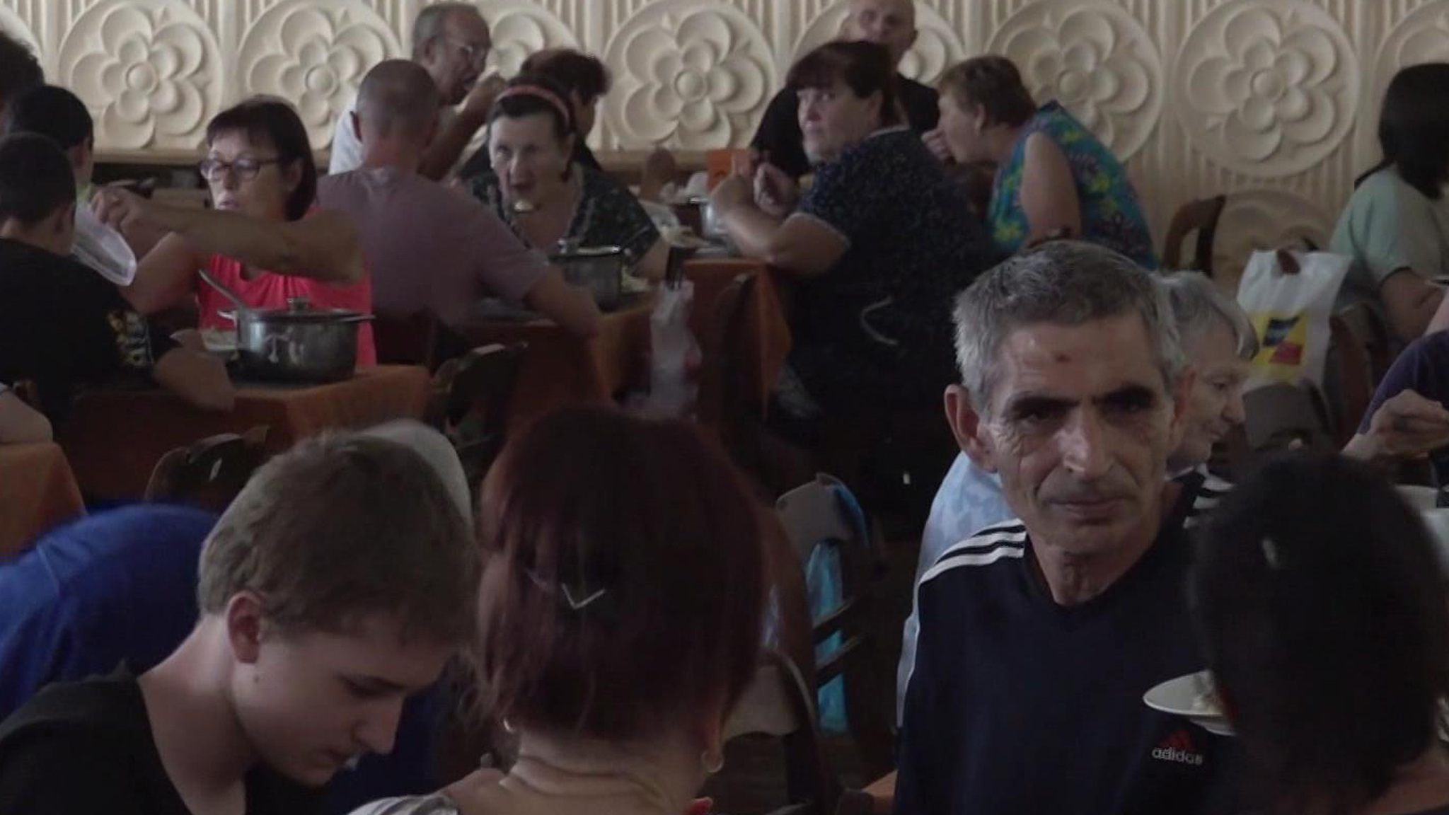 Херсонские семьи рассказали, как начинают новую жизнь