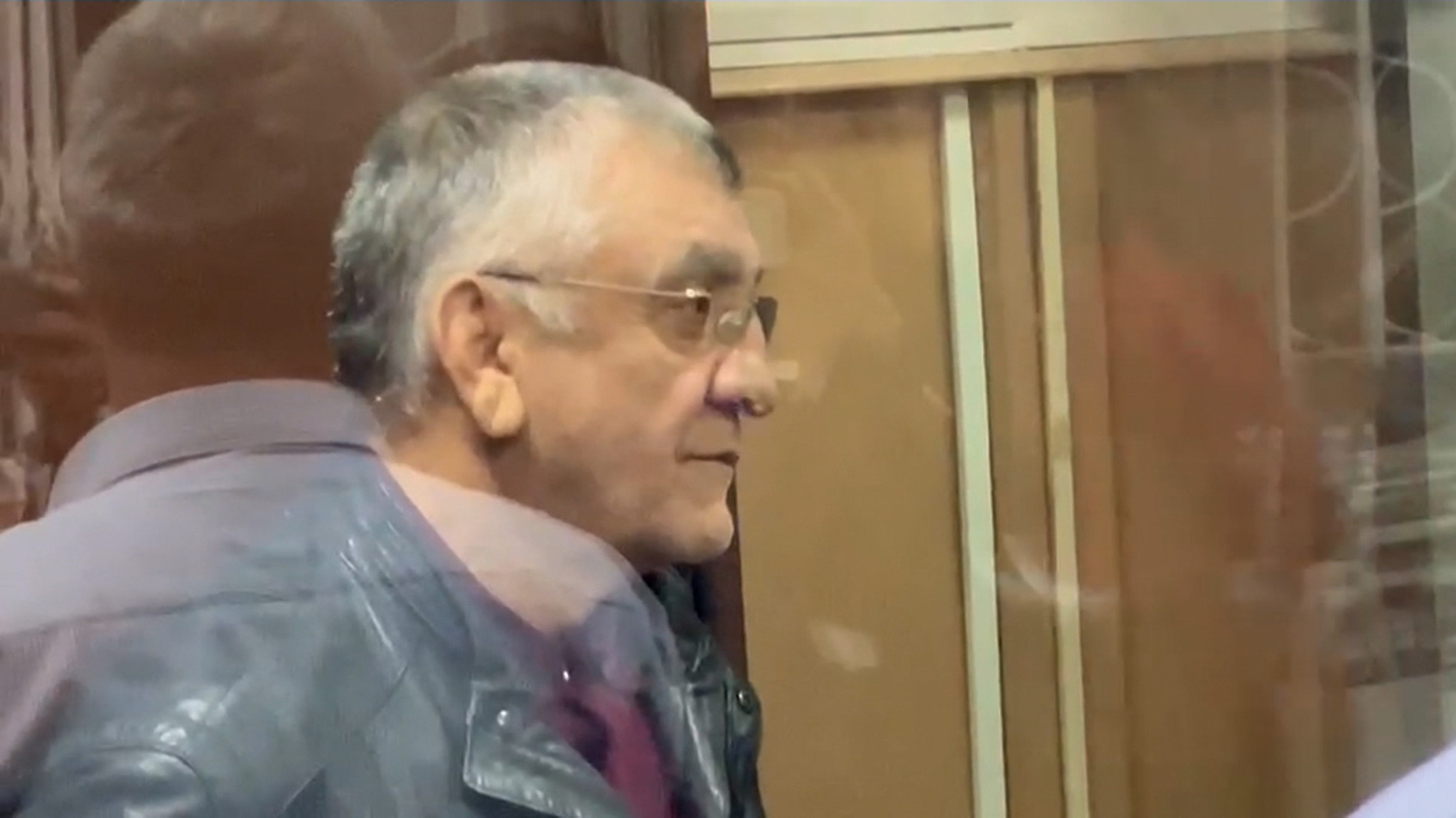 У следователей накопилось немало вопросов к Магомедову