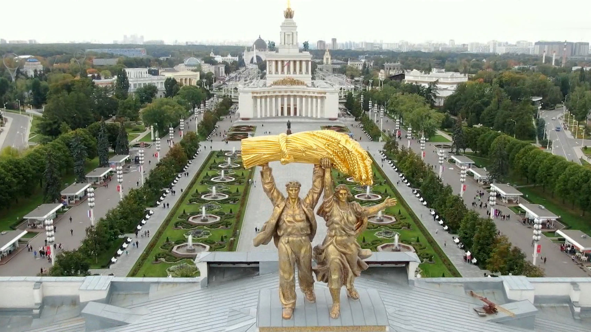 На ВДНХ показали обновленный павильон "Узбекистан"