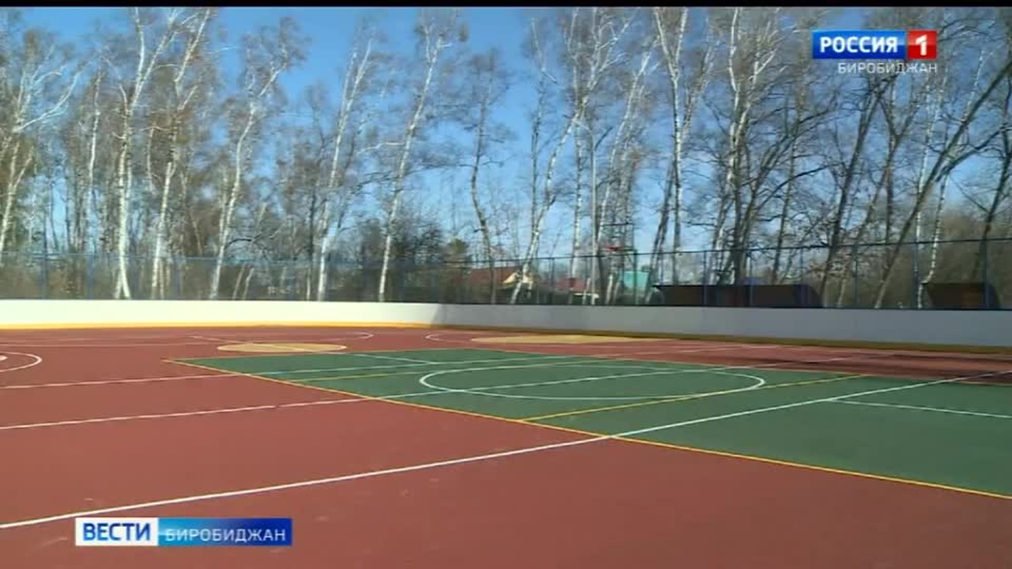 Новую хоккейную коробку торжественное открыли на стадионе "Лесохимик" в Николаевке