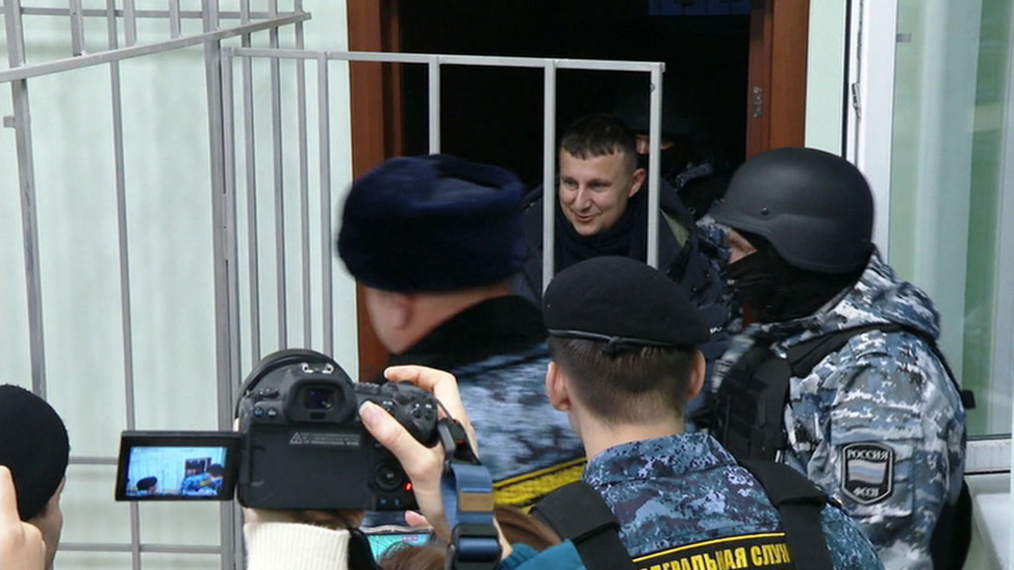 Красноярского депутата отправили в СИЗО из-за взятки
