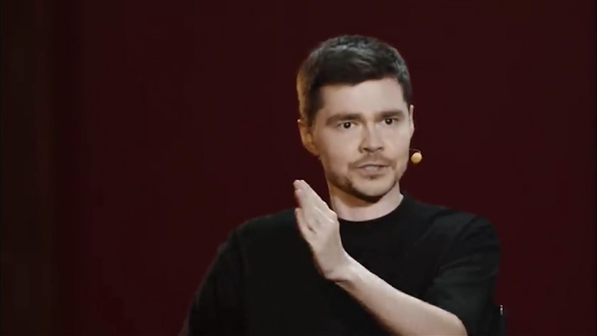 Чем развлекается в СИЗО самый молодой миллиардер страны