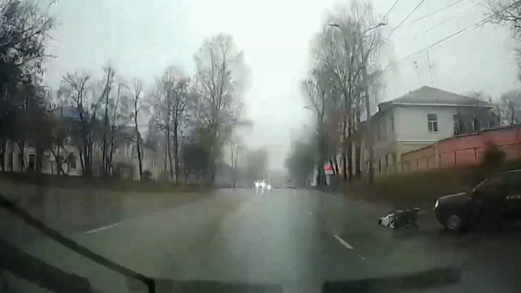 Видео со сбитой коляской в Йошкар-Оле напугало пользователей соцсетей