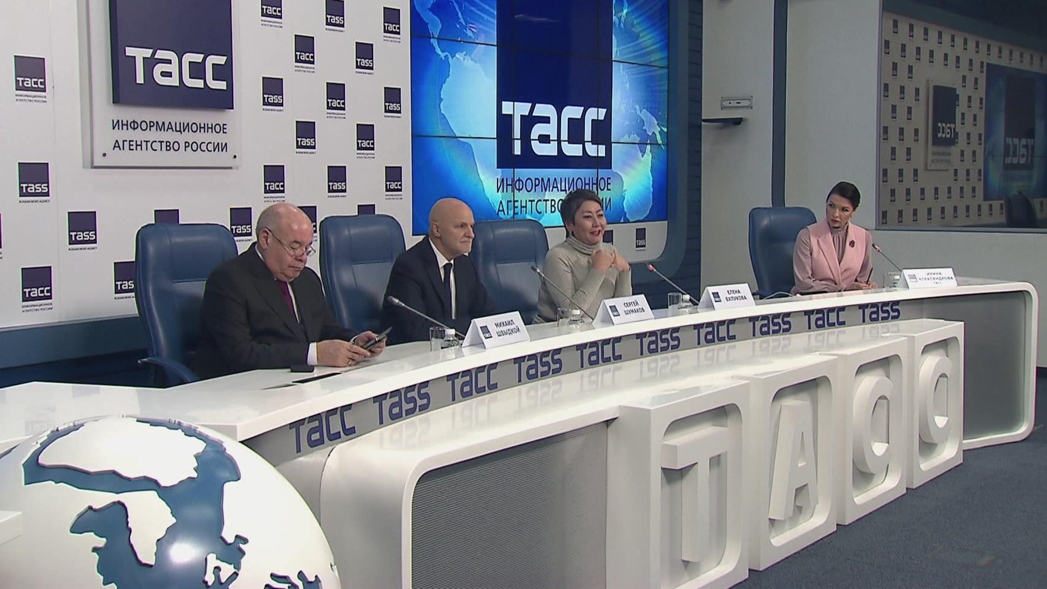 В Москве прошла пресс-конференция проекта "Театр в кино"