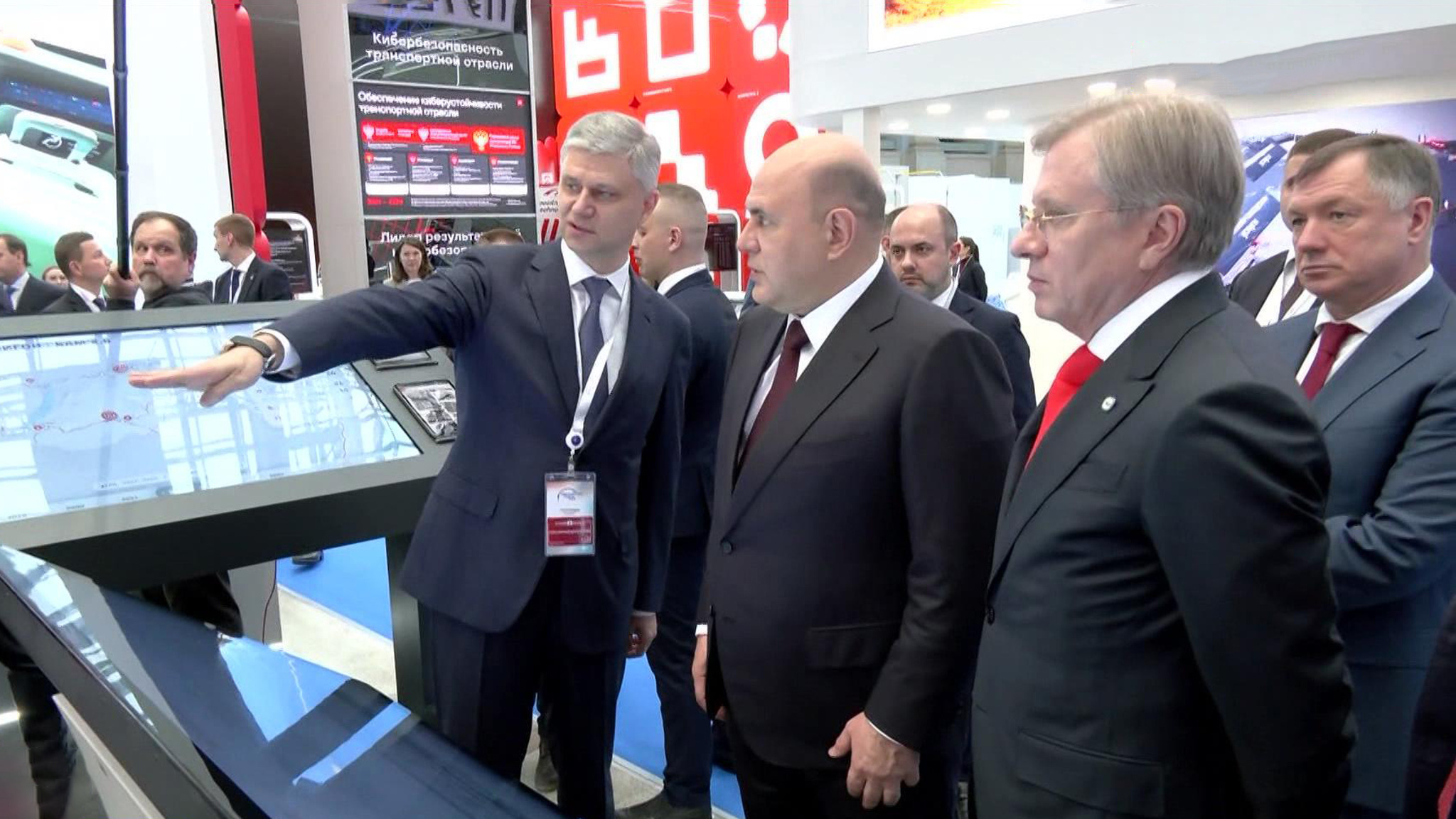 На чем и по каким дорогам поедет Россия