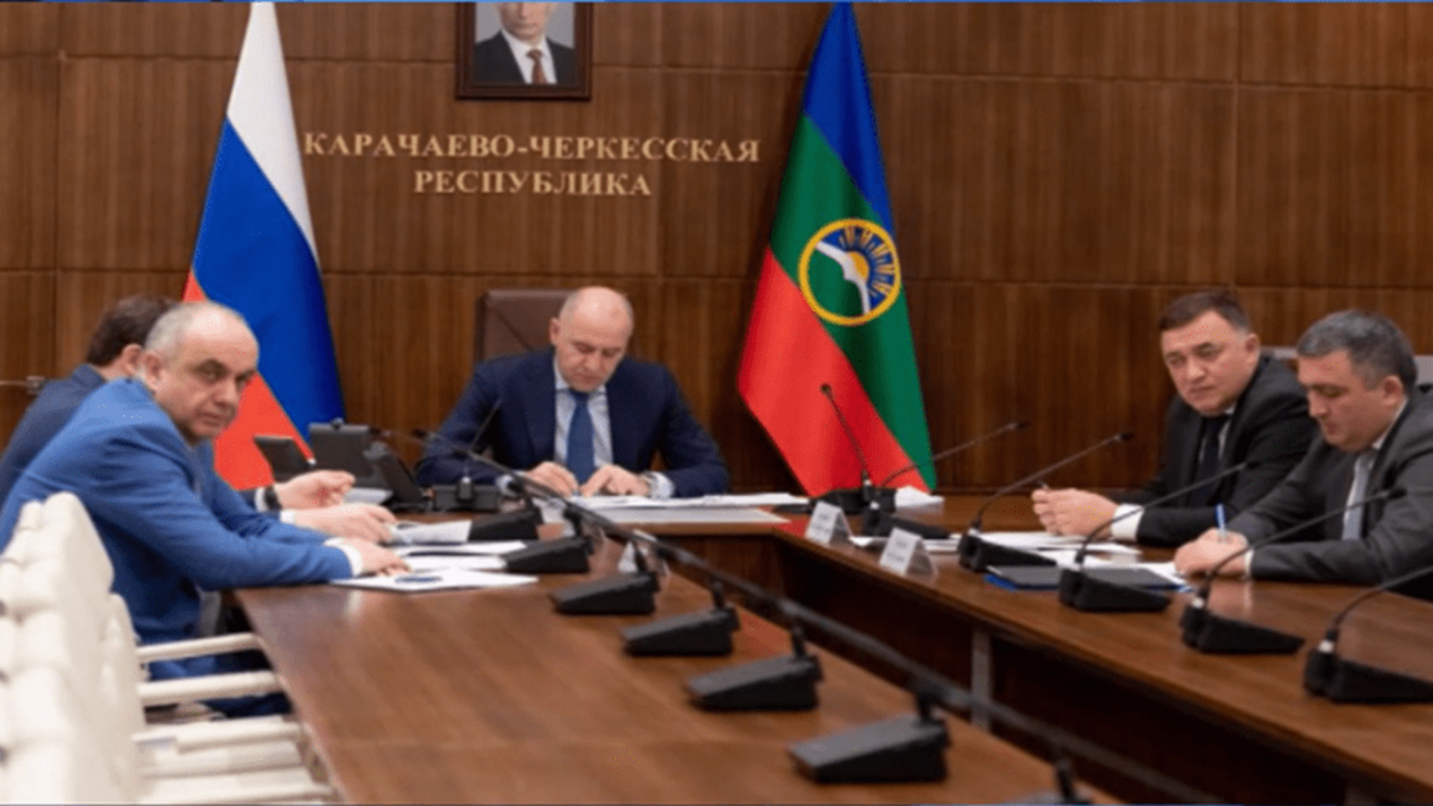Глава Карачаево-Черкесии принял участие в заседании штаба правительственной комиссии по региональному развитию