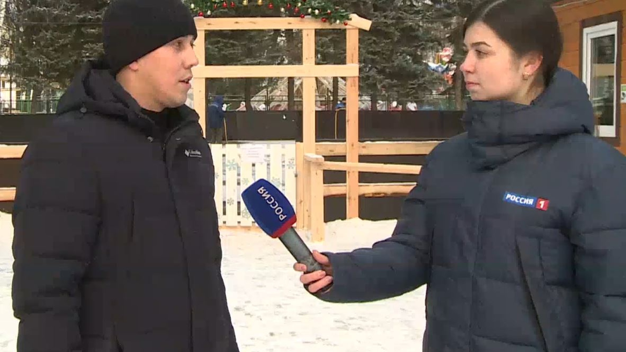 В Центральном парке культуры и отдыха Йошкар-Олы приступили к заливке катка