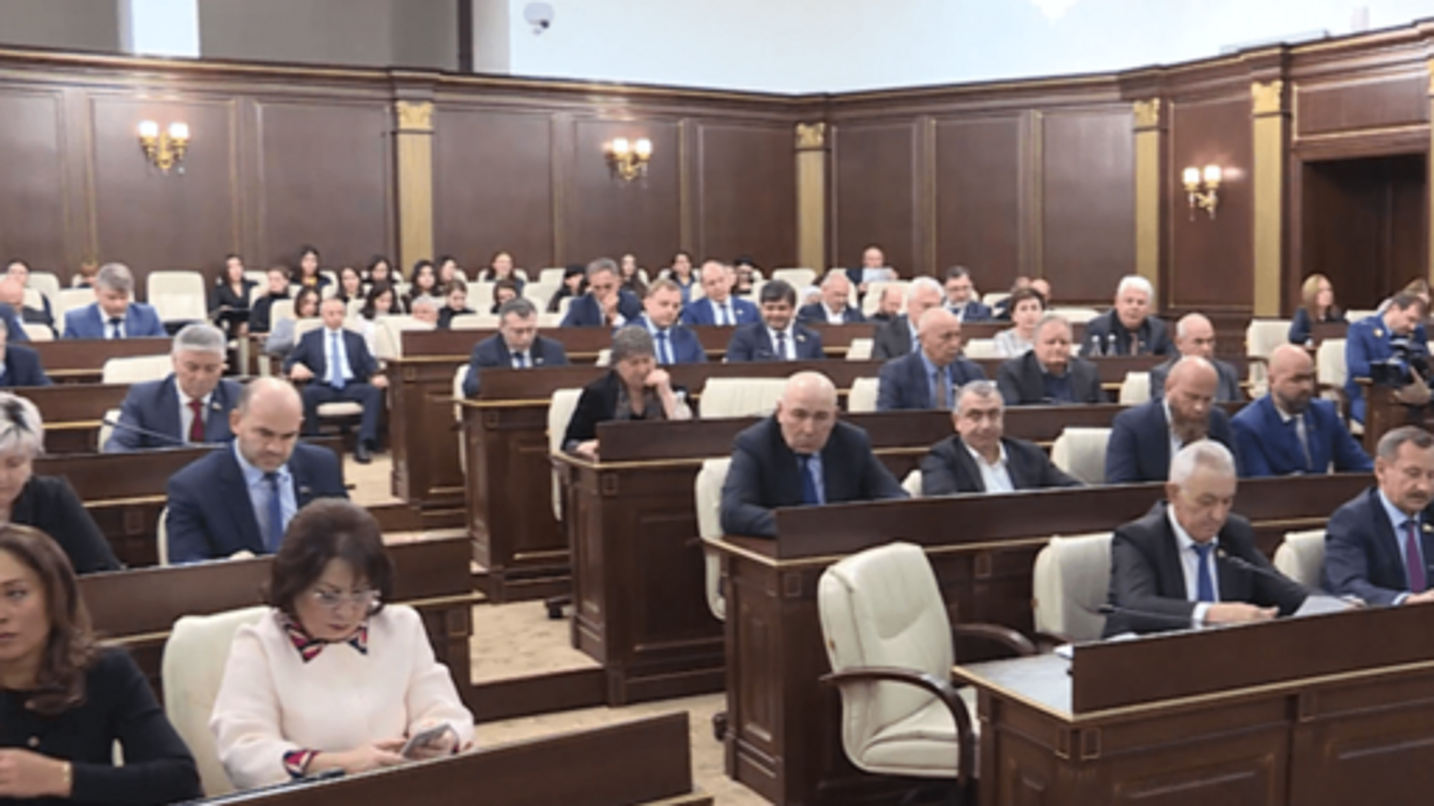 В региональном отделении КПРФ состоялась встреча с Казбеком Тайсаевым