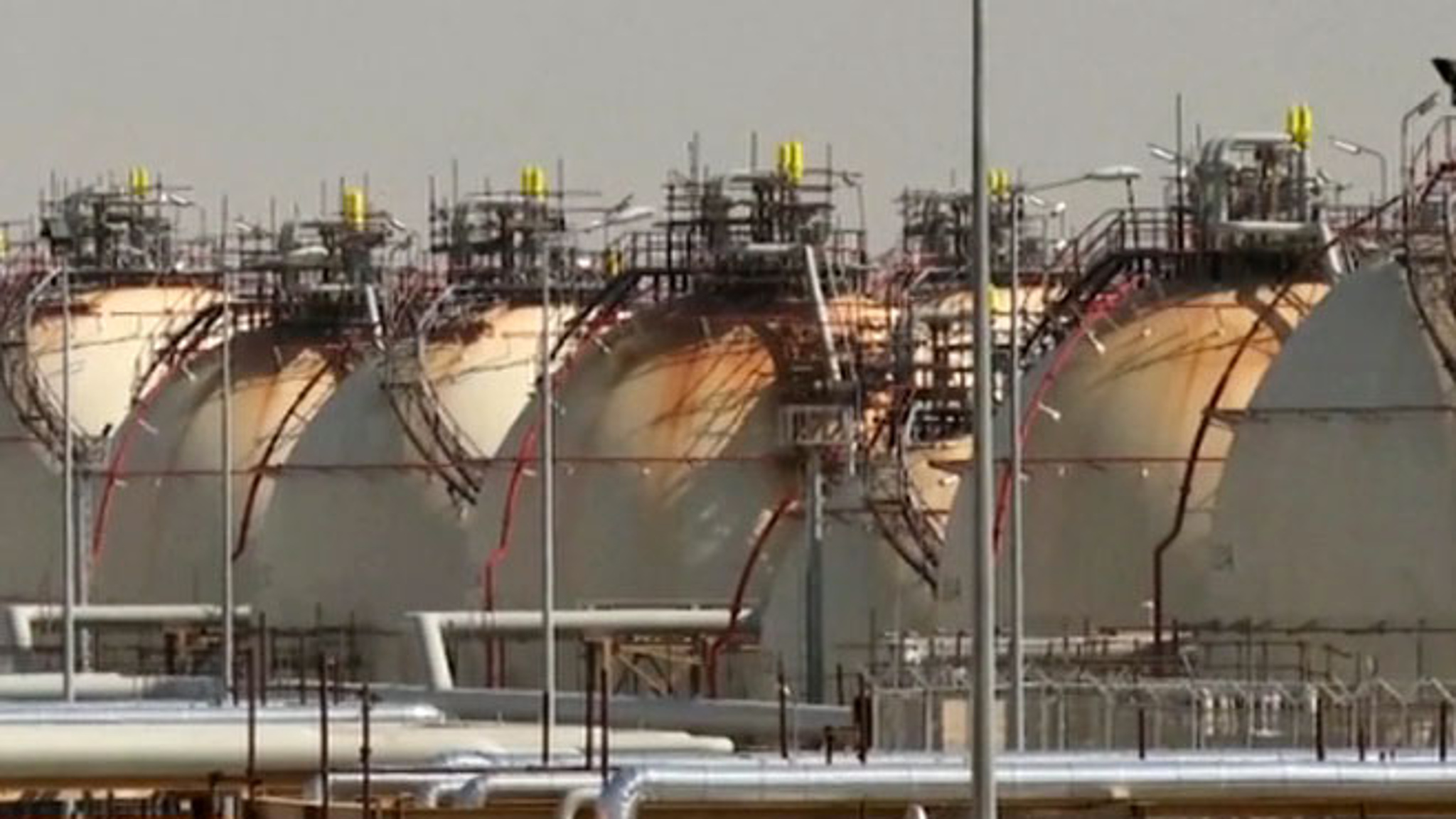Страны-участницы ОПЕК+ решились на снижение добычи нефти