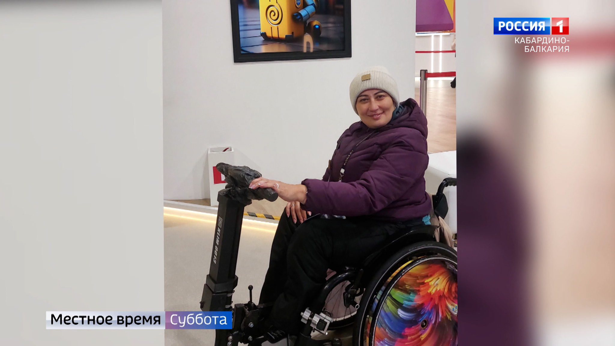 Экскурсовод-колясочник Ася Ахриева работает в эти дни в Москве на выставке "Россия"