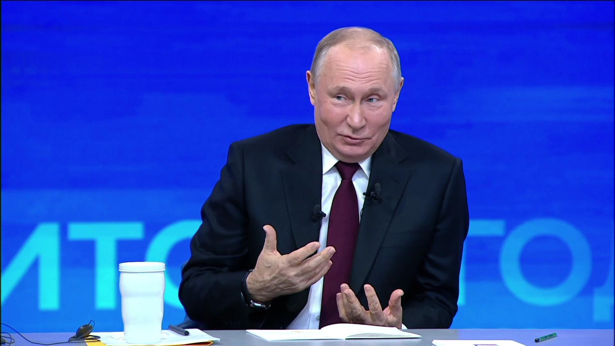 Президент: пока закон существует, его надо исполнять