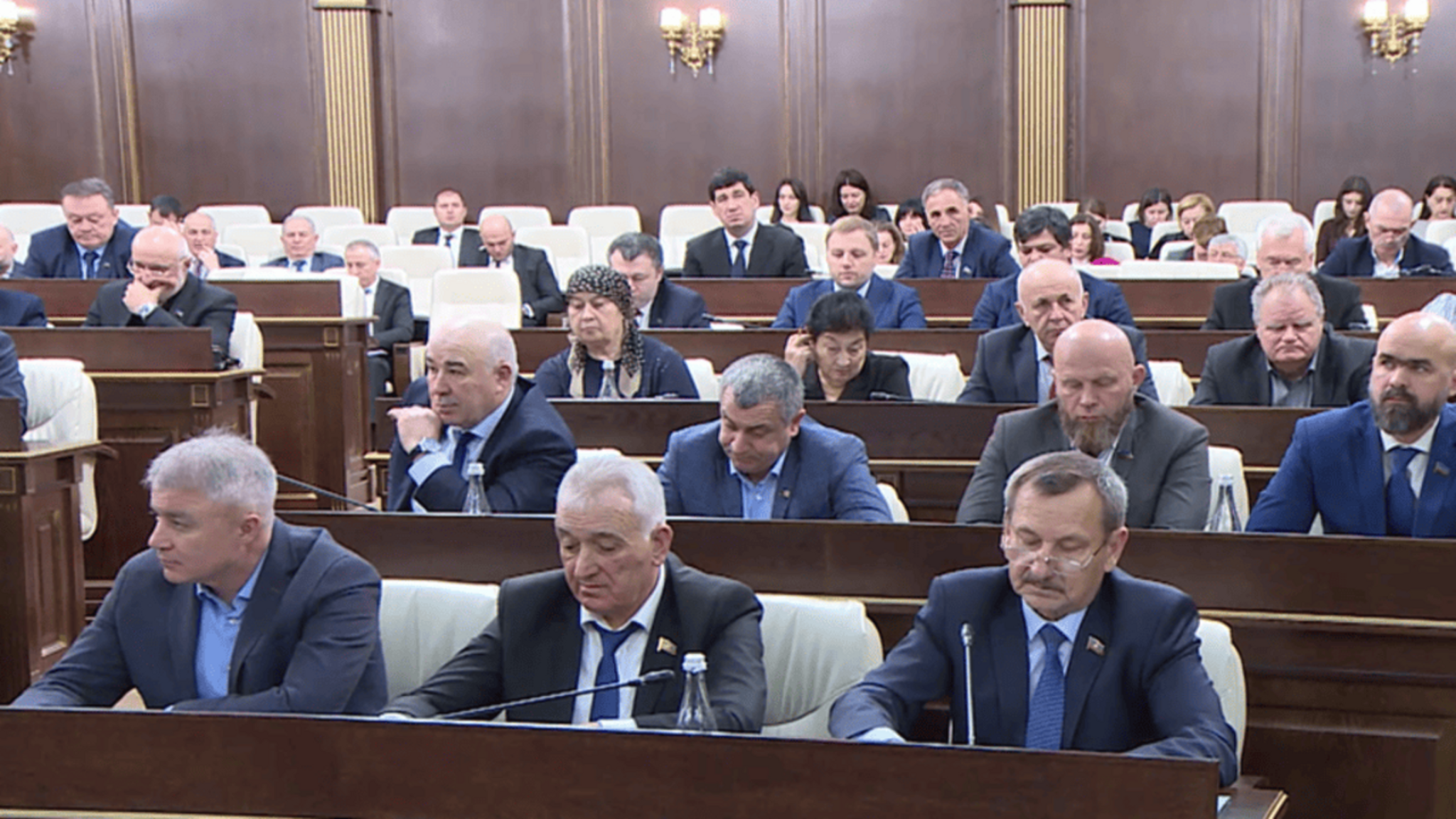 Состоялось очередное 51-е пленарное заседание Народного Собрания Карачаево-Черкесии