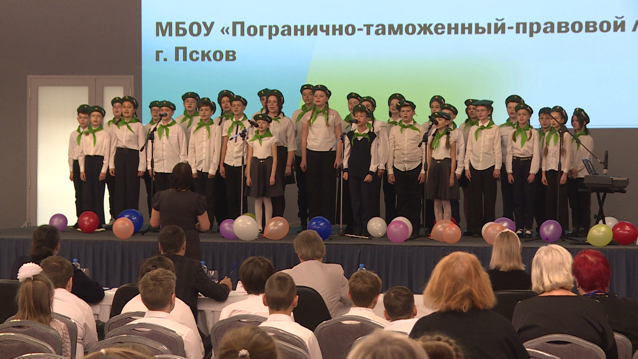Репортаж Михаила Буйлова с конкурса школьных хоров