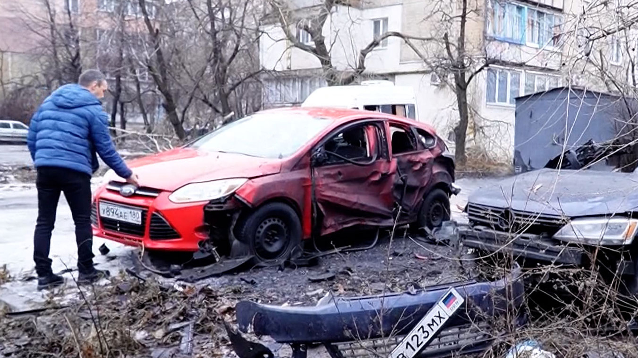 Ракета попала в многоквартирный жилой дом в Донецке