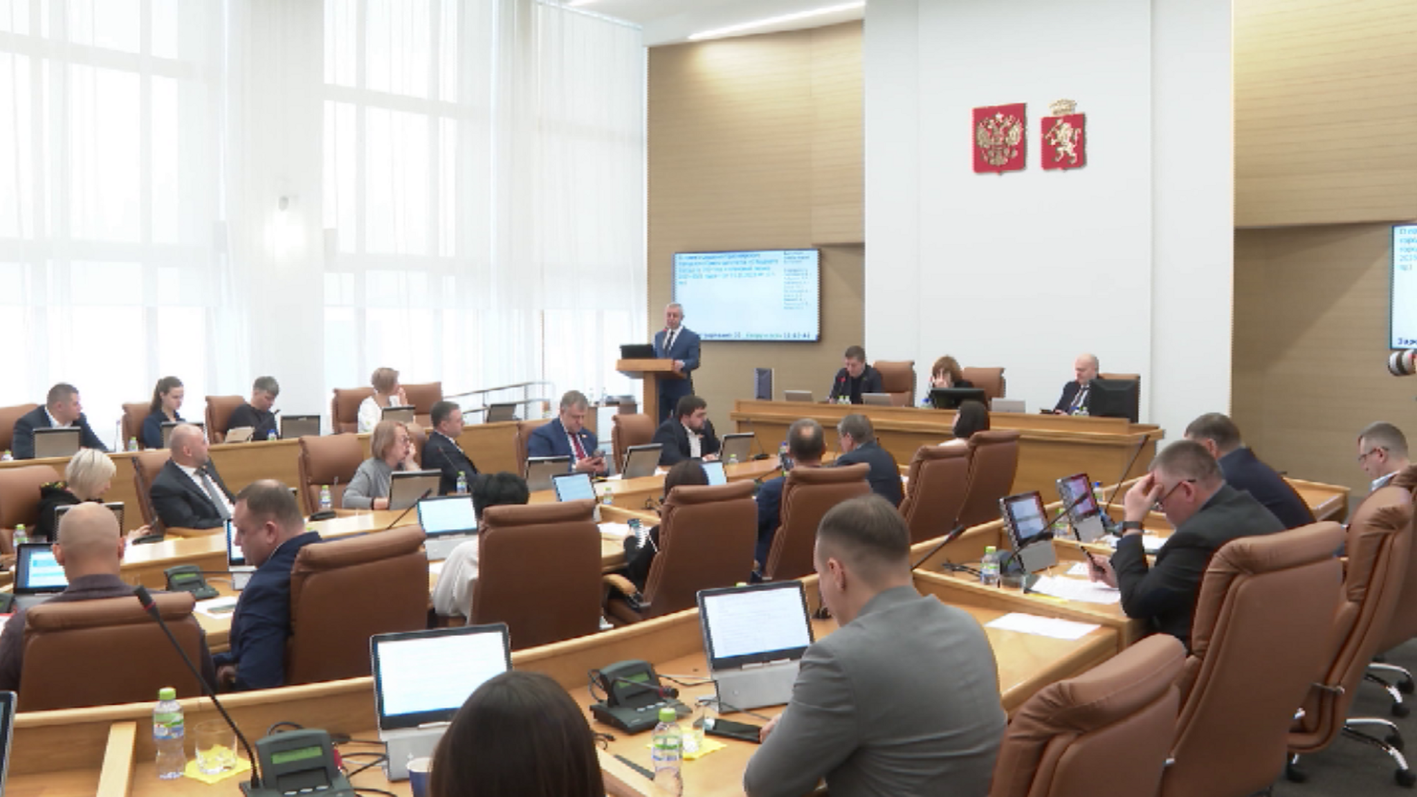 Депутаты красноярского горсовета единогласно приняли бюджет на 2024 год и плановый период до 2026 года