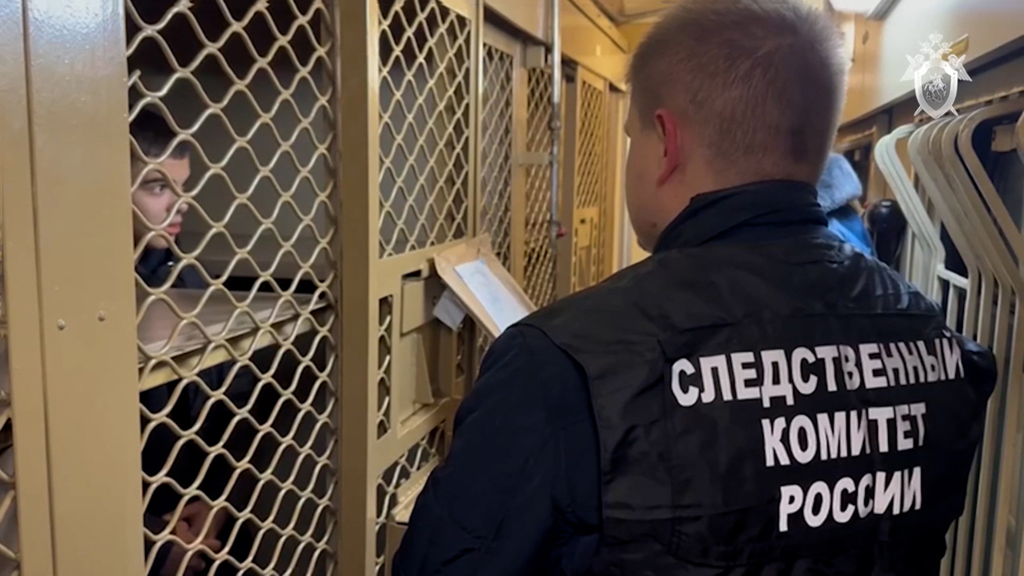 Лидера молодежной преступности поймали и привезли в столицу