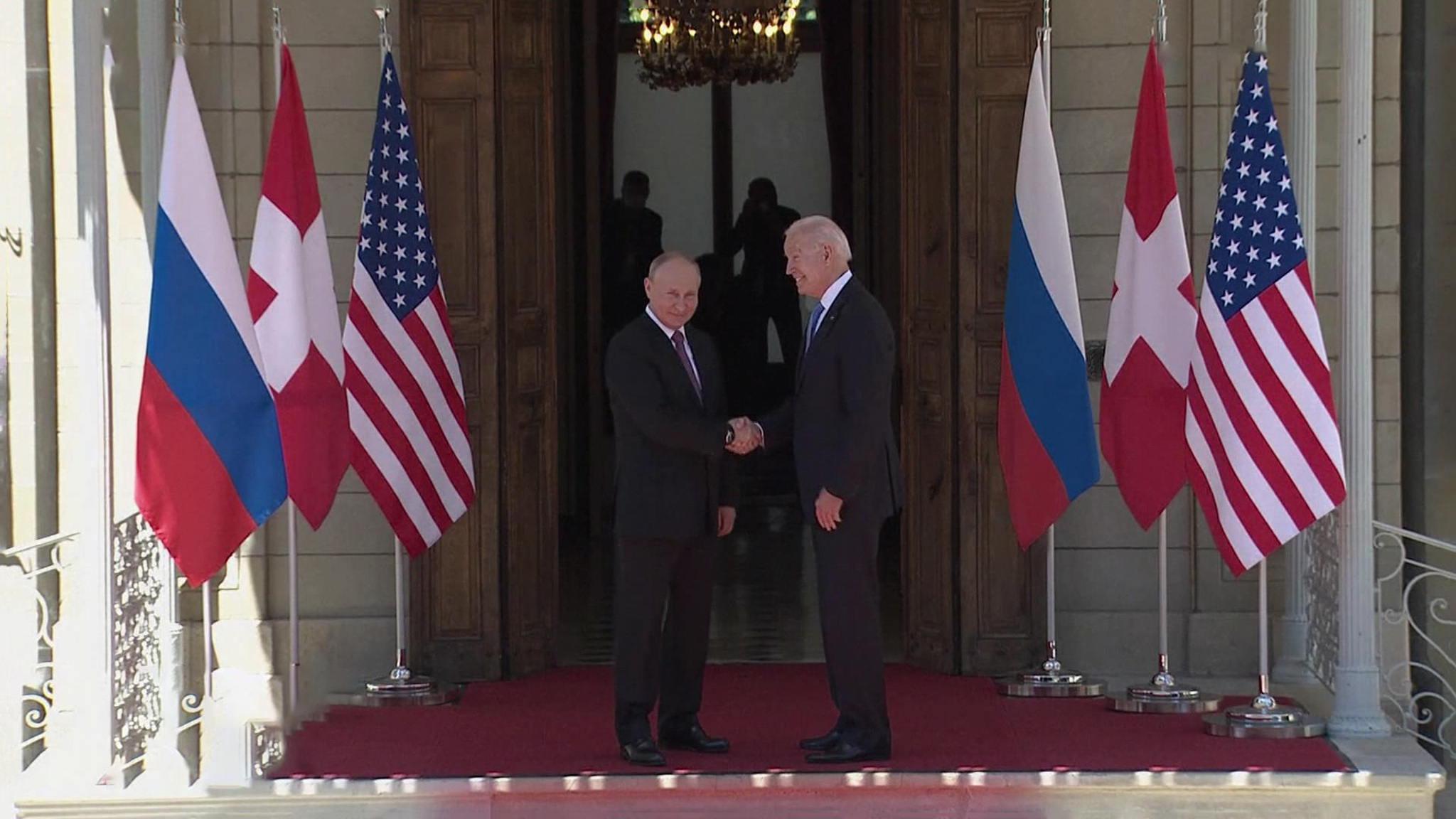 Историческая личная дуэль Путина и Байдена подходит к развязке