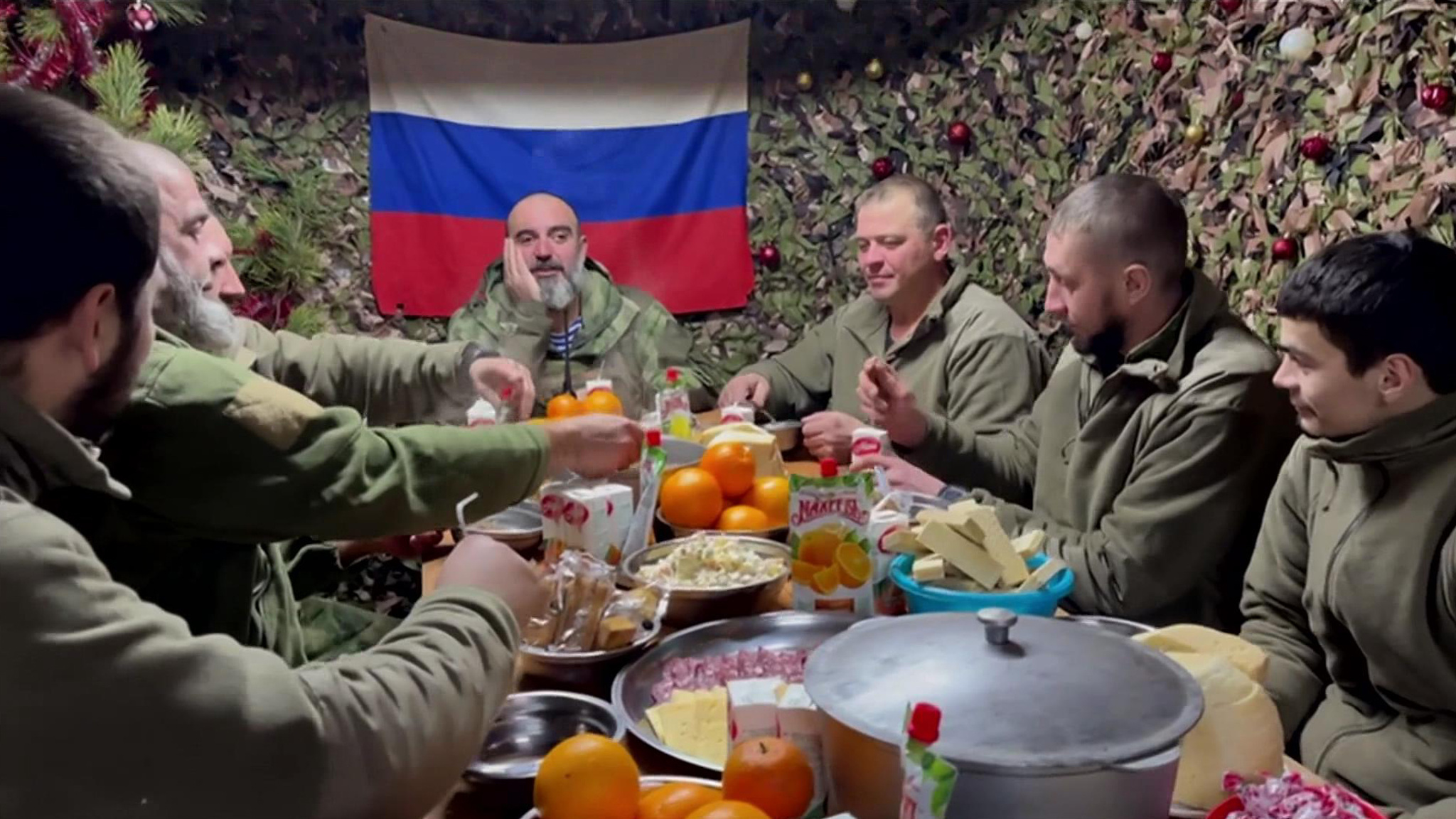 Военнослужащие группировки "Днепр" встретили Новый год на передовой