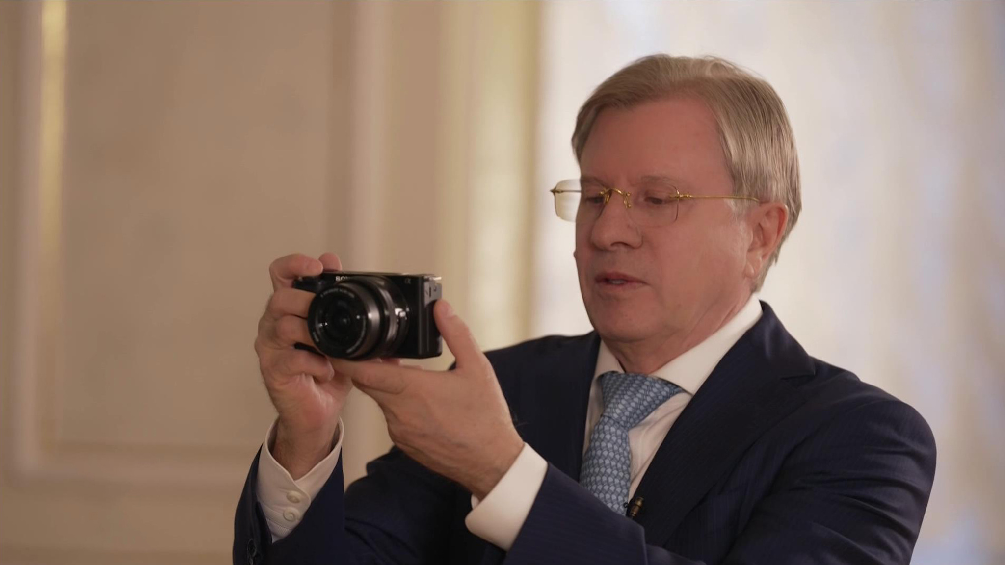 Министры и вице-премьеры исполняют мечты детей на "Елке желаний"