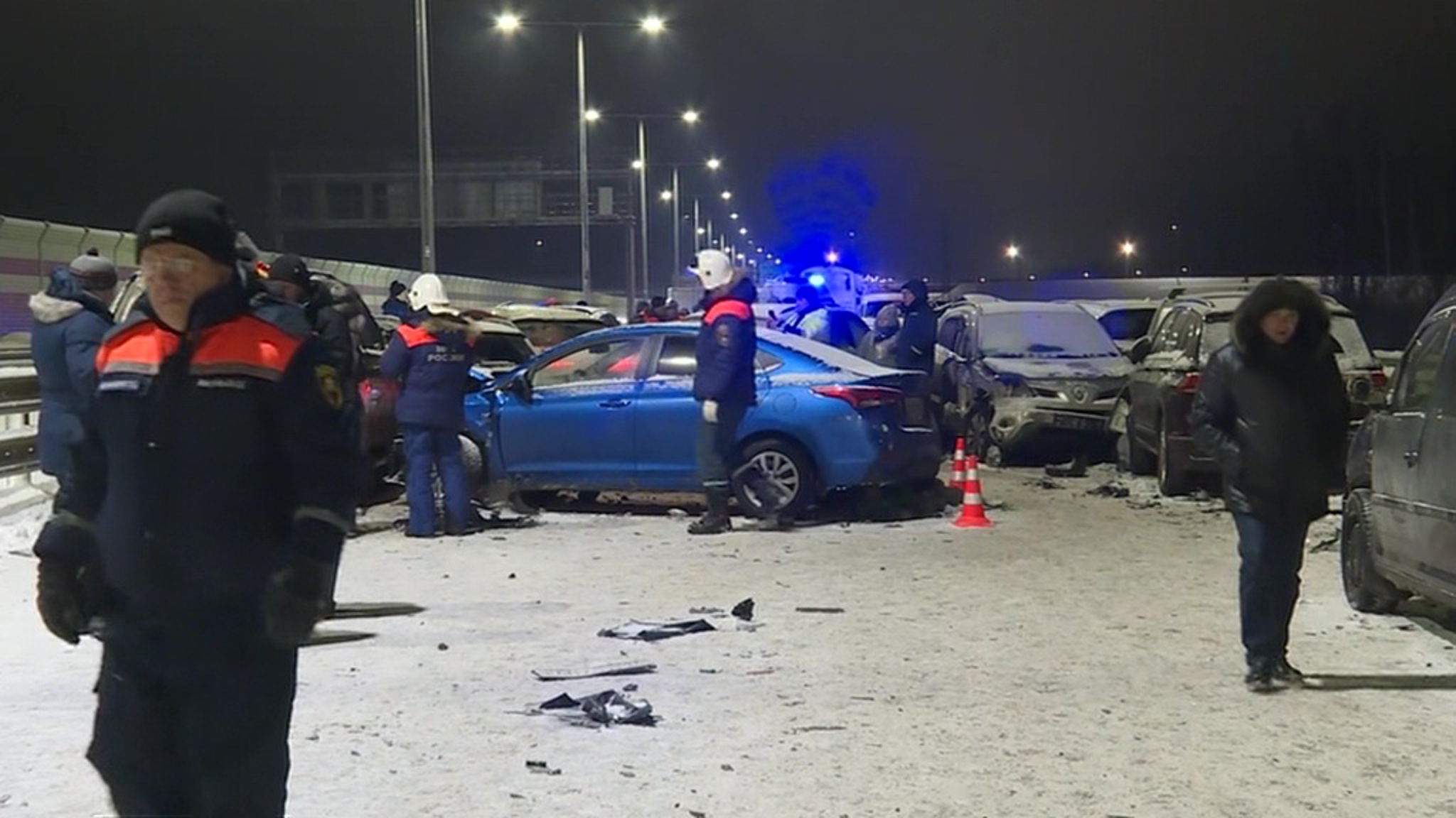 Обстоятельства массового ДТП в Новгородской области устанавливают сотрудники СК