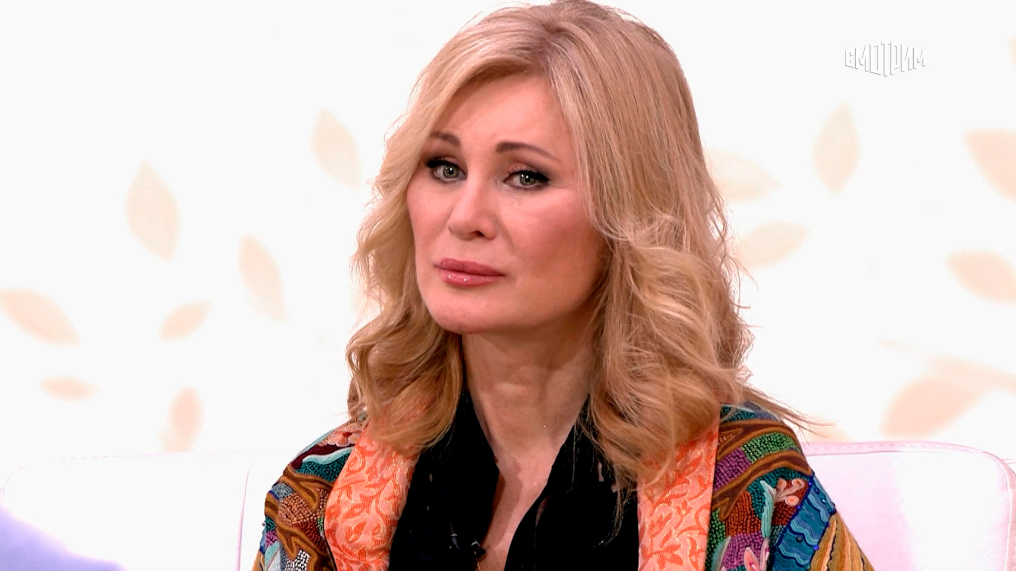 Вика Цыганова готова создать одежду а-ля рюс для депутатов Госдумы