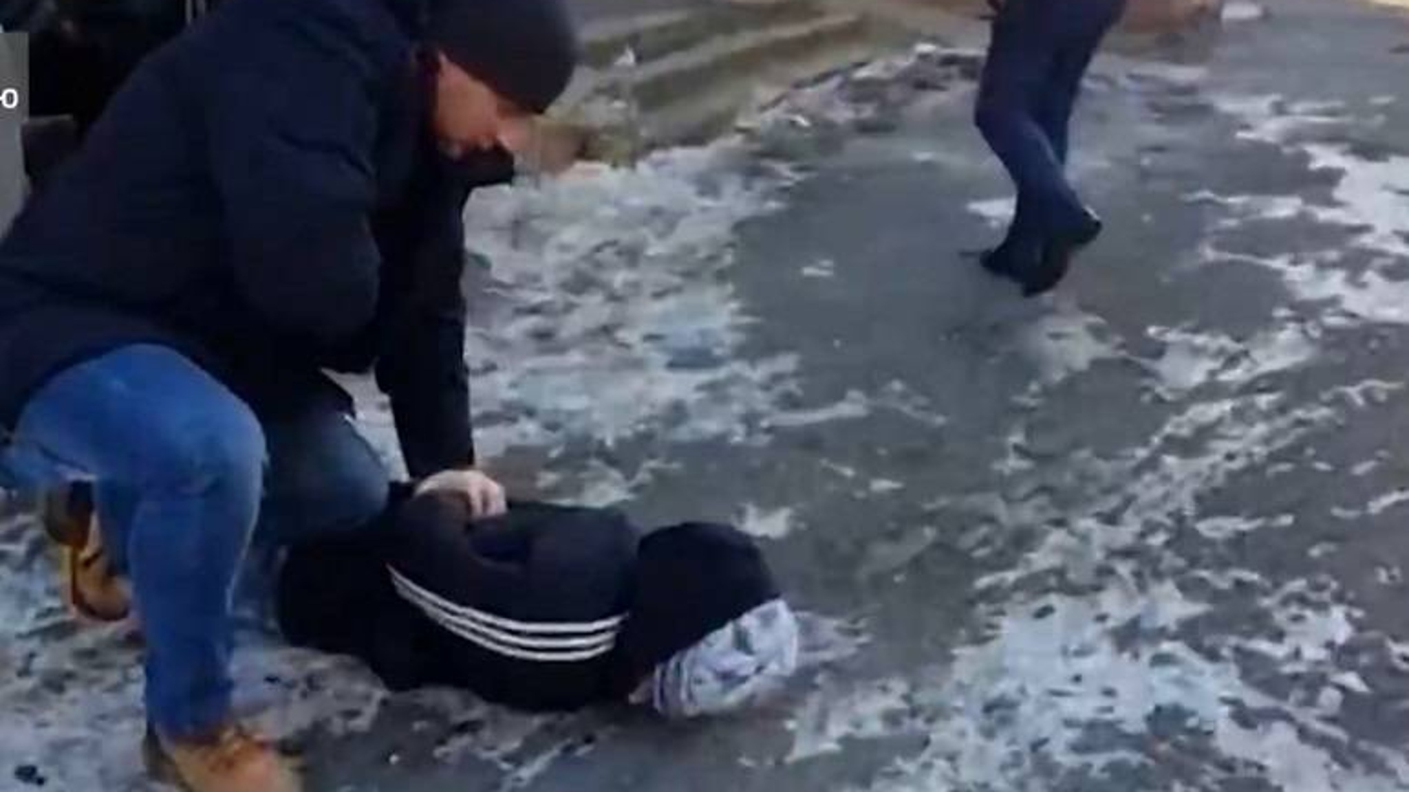 Драгдилеры-нелегалы организовали семейный бизнес в Приморье