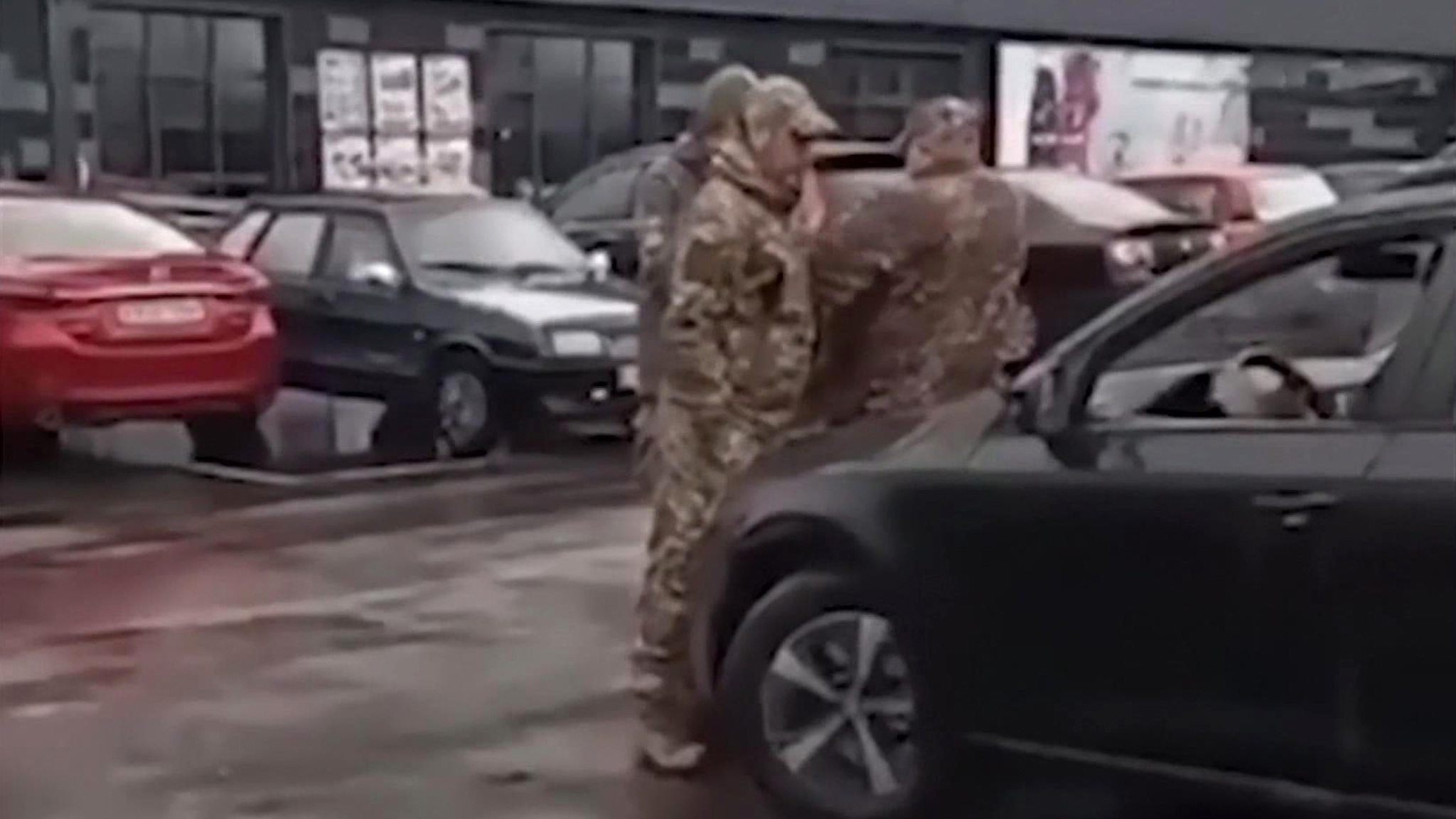 Военкомы на Украине нарушают все законы и принципы