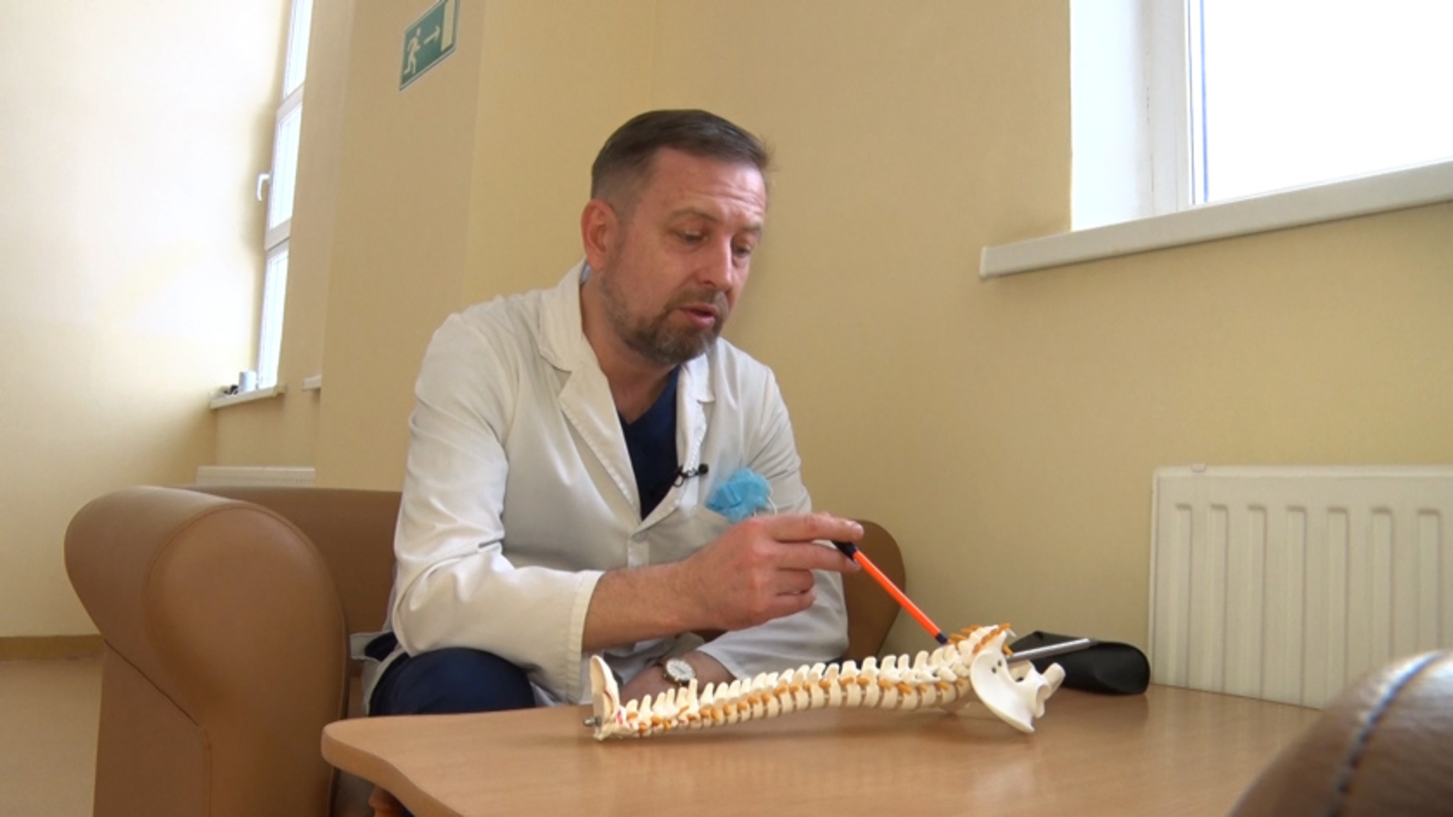 Сложнейшую операцию новорождённому провели амурские нейрохирурги