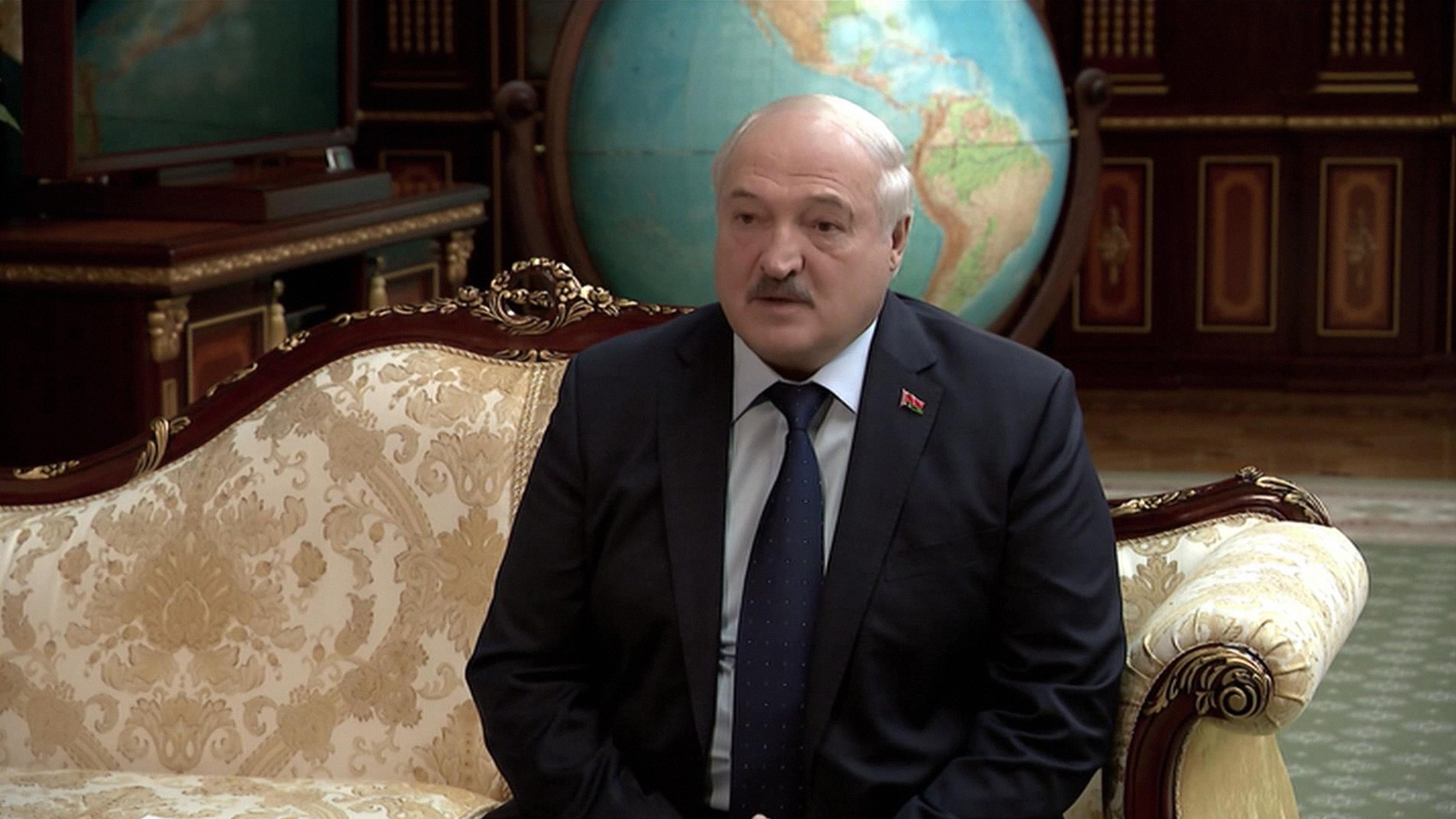 Лукашенко обсудил с Мезенцевым долгосрочные программы Союзного государства