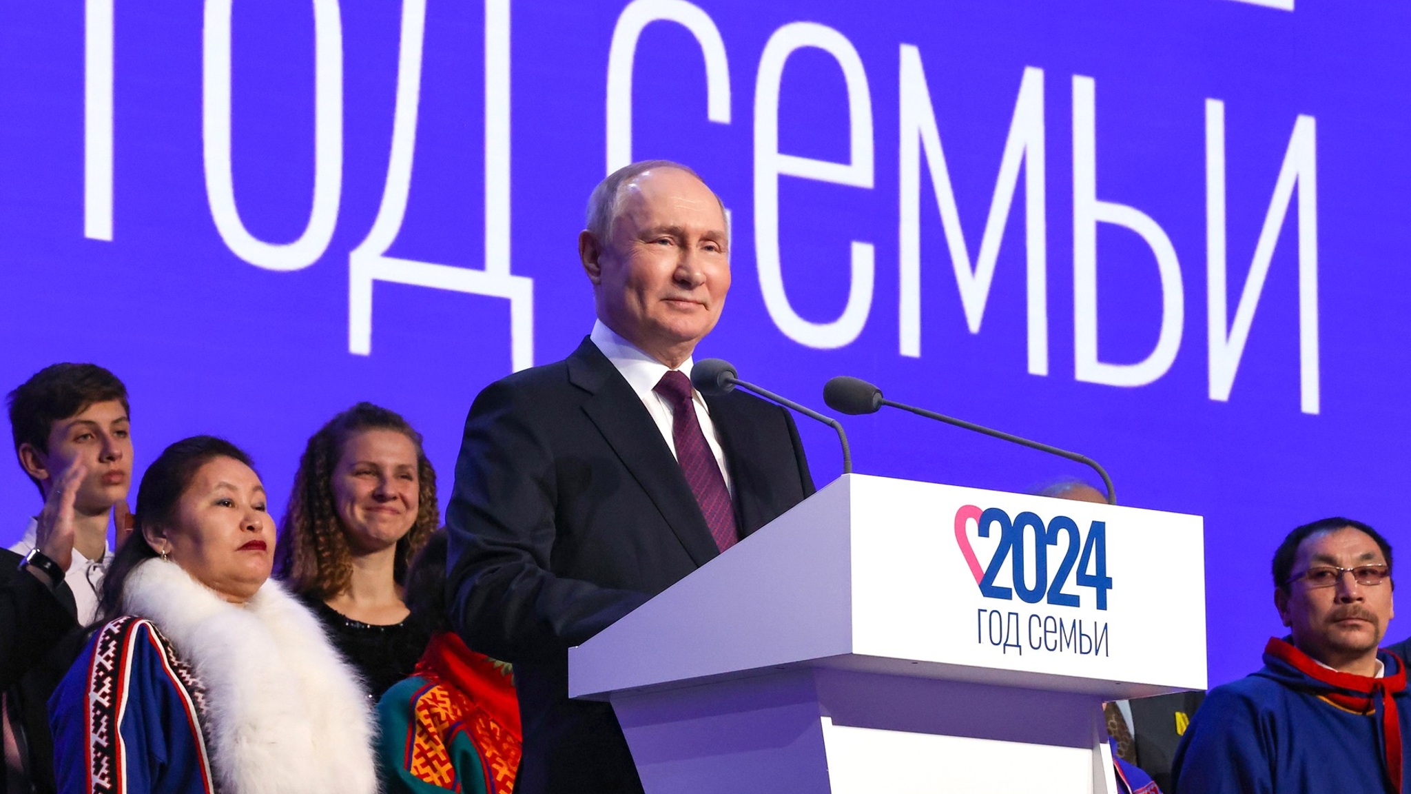 Путин пообщался с российскими семьями и дал советы по воспитанию детей