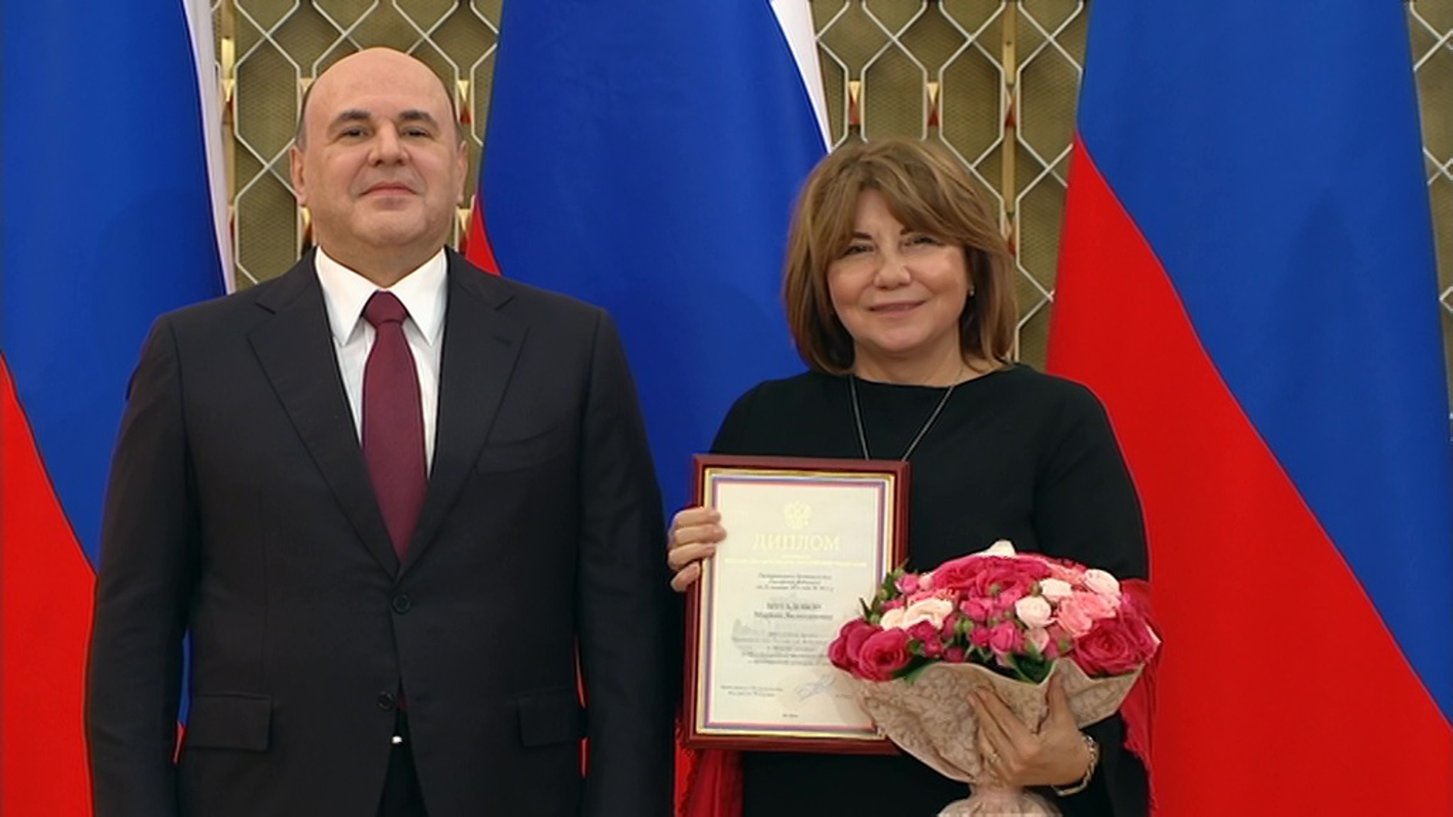 Настрой на созидание: вручены премии правительства в области культуры