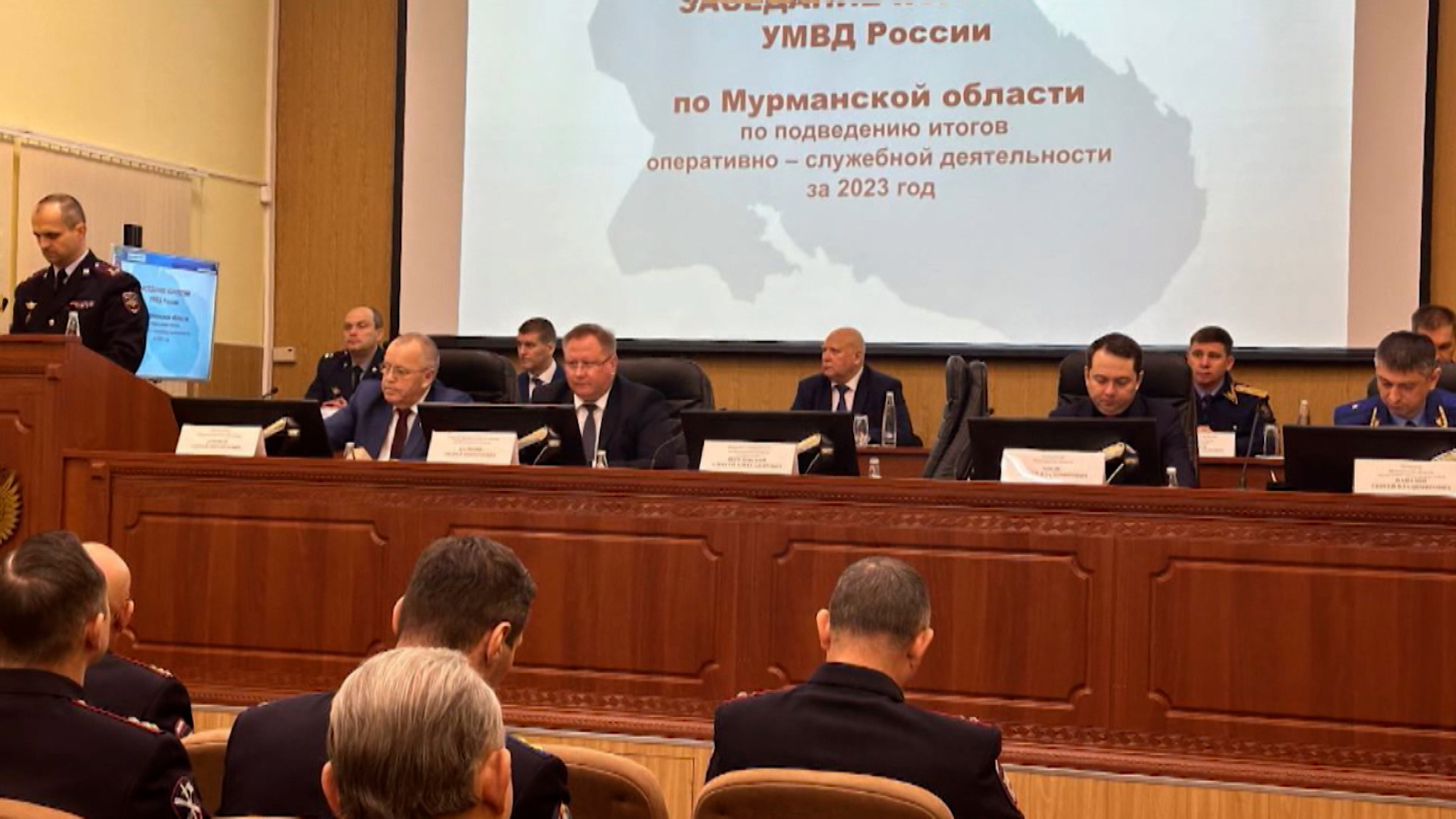 Мурманские полицейские будут получать региональные доплаты