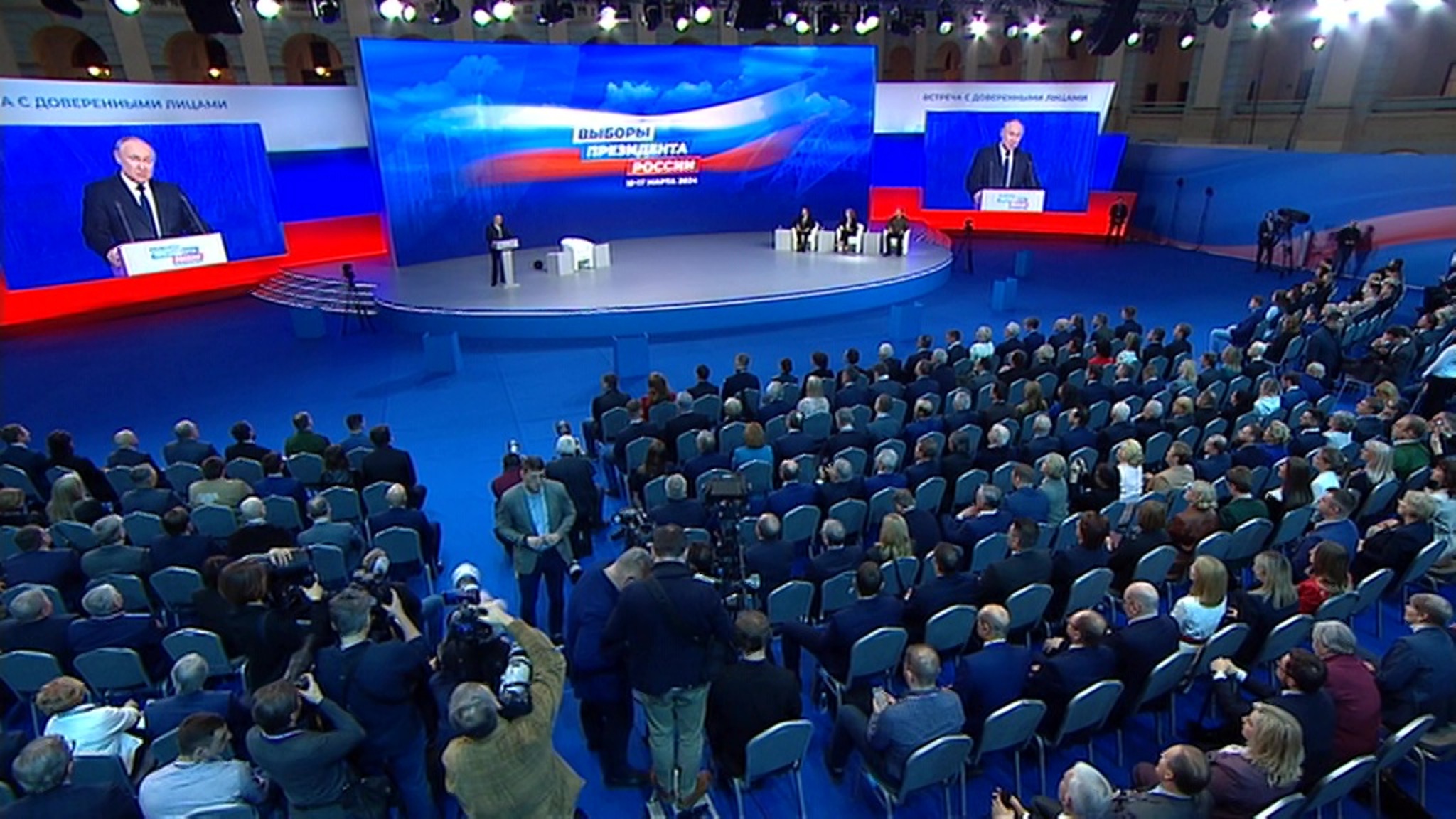 Москва настаивает на международном расследовании катастрофы Ил-76, заявил Путин