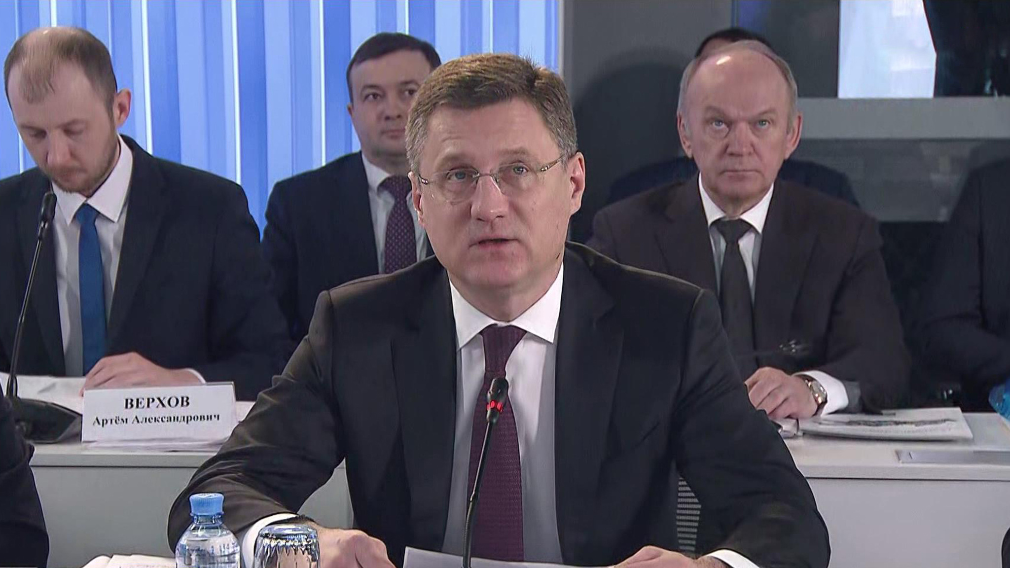 Новак рассказал о ценах на нефть и газификации регионов