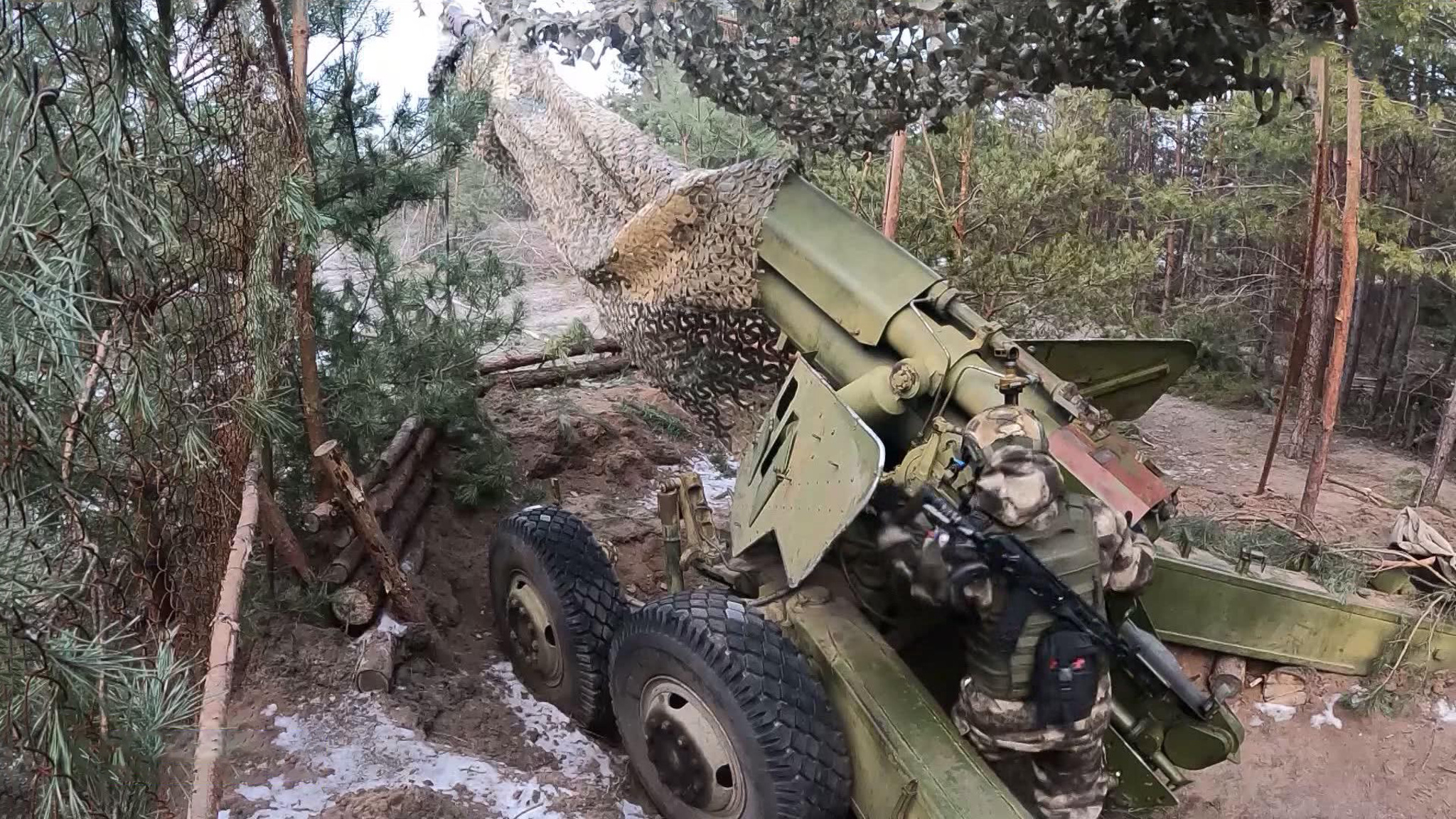 Российские военные заняли новые рубежи на трех направлениях