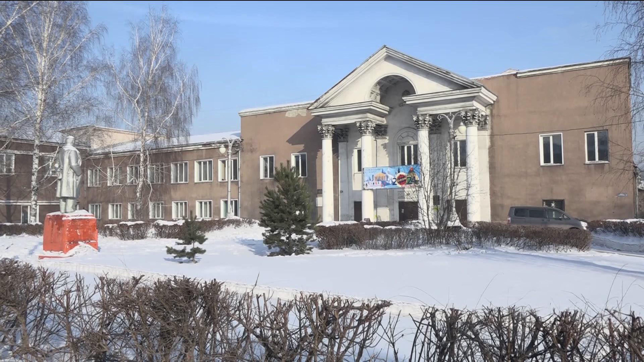 Дворец культуры им. Артёма в Кемеровской области нуждается в срочной реставрации