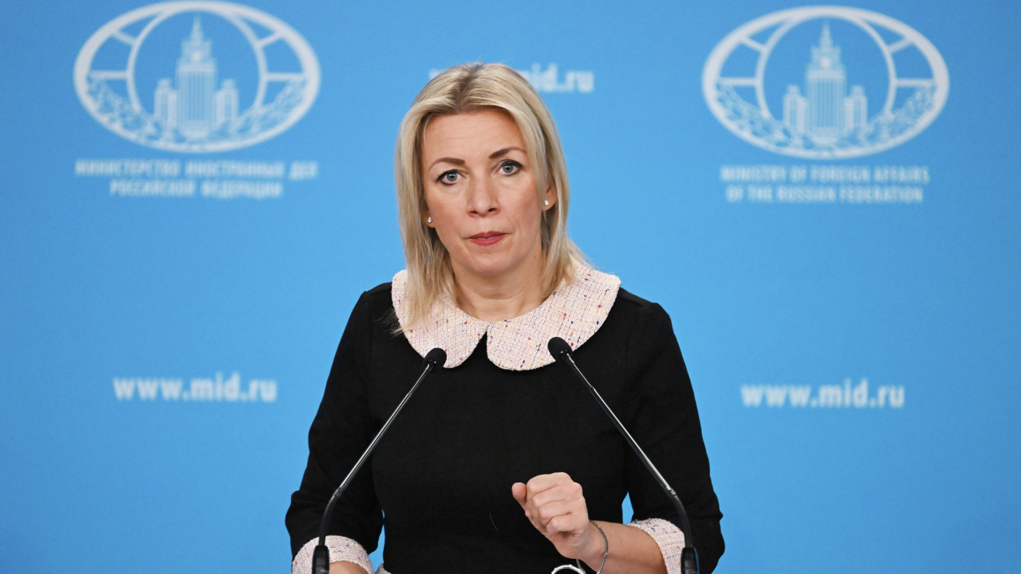 Захарова: США подставляют Евросоюз под удар
