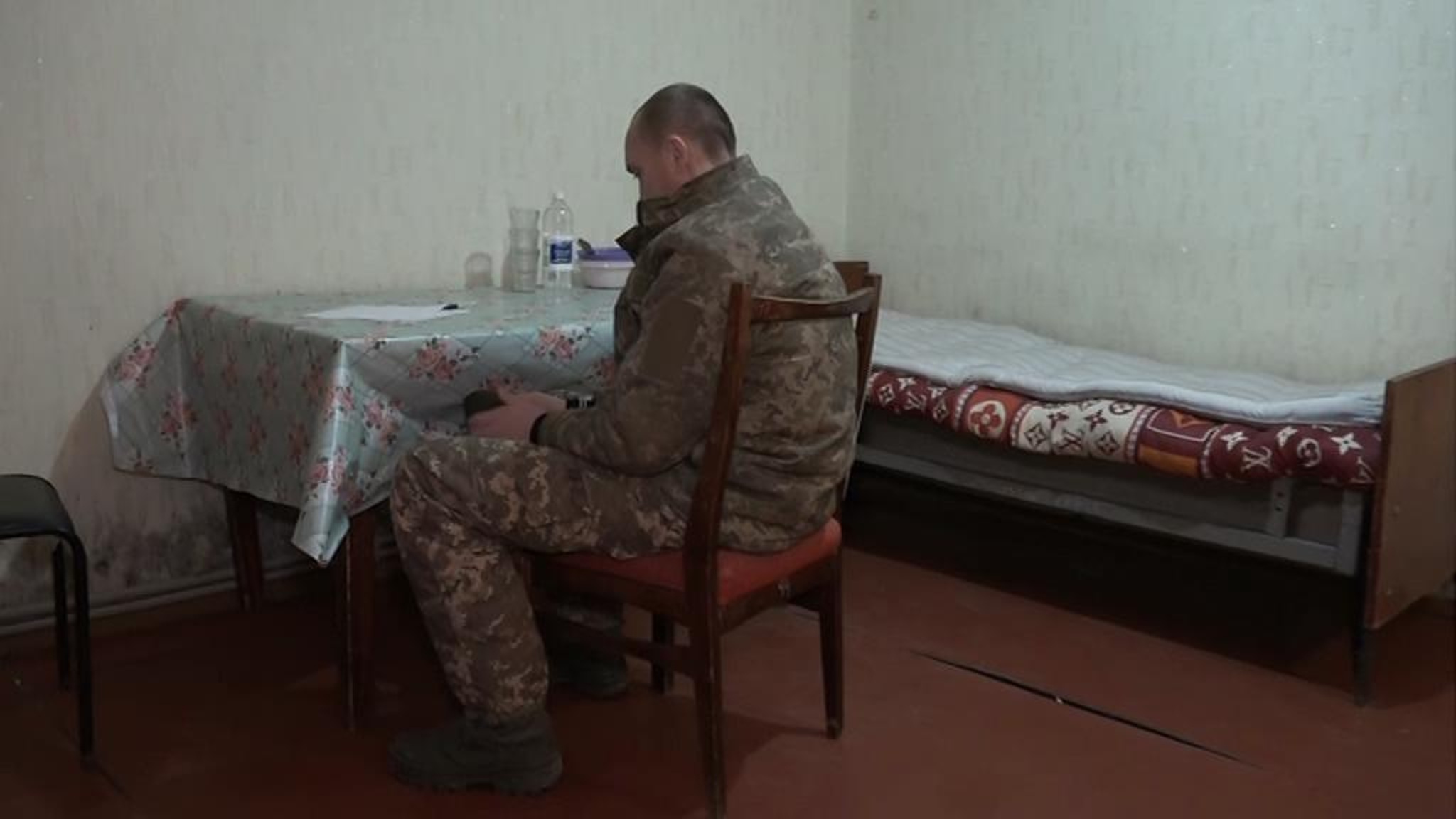 Солдаты ВС РФ рассказали об условиях в украинском плену